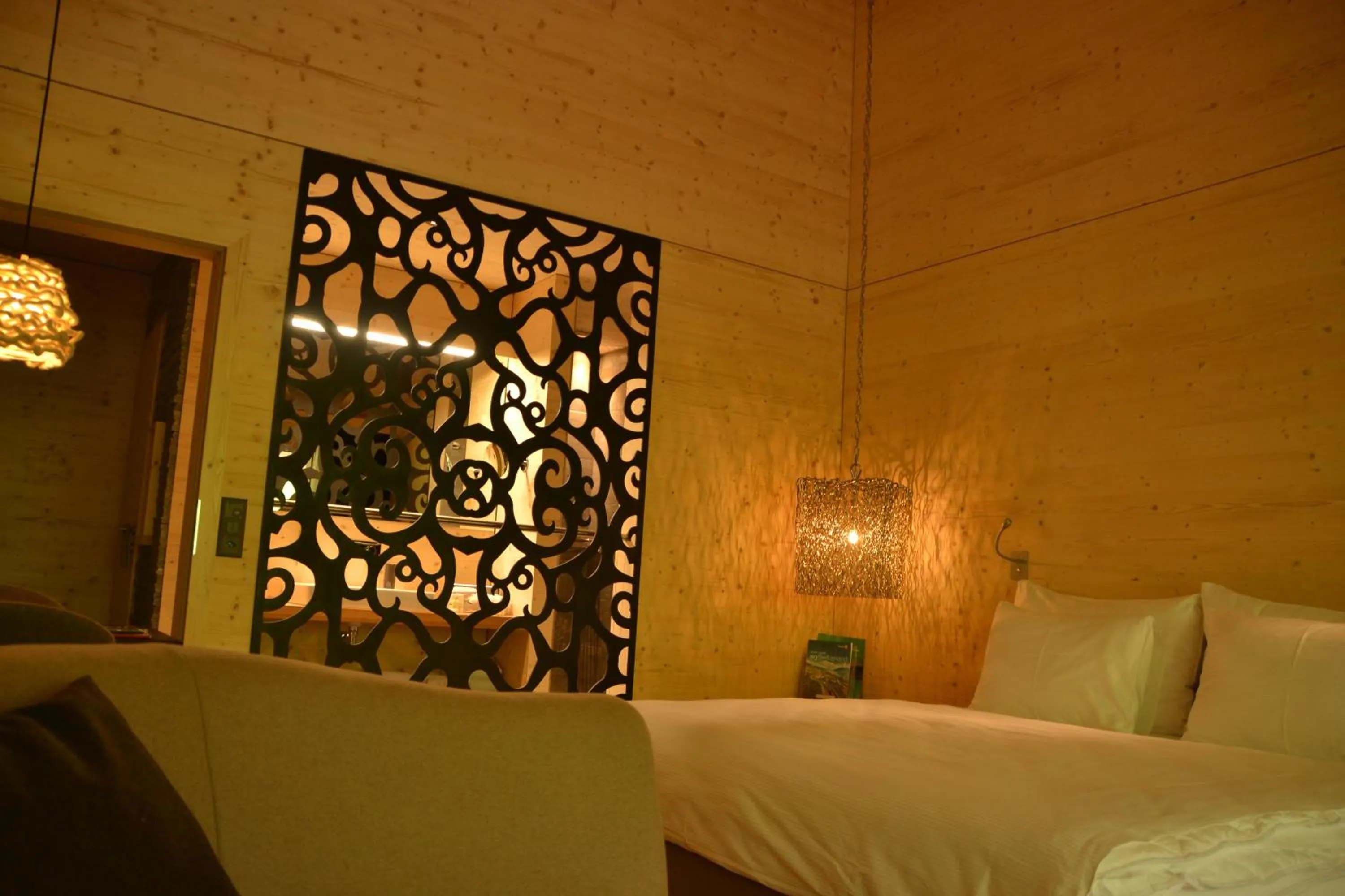 Bedroom, Bed in Hotel Rovanada Wellness & BergNatur