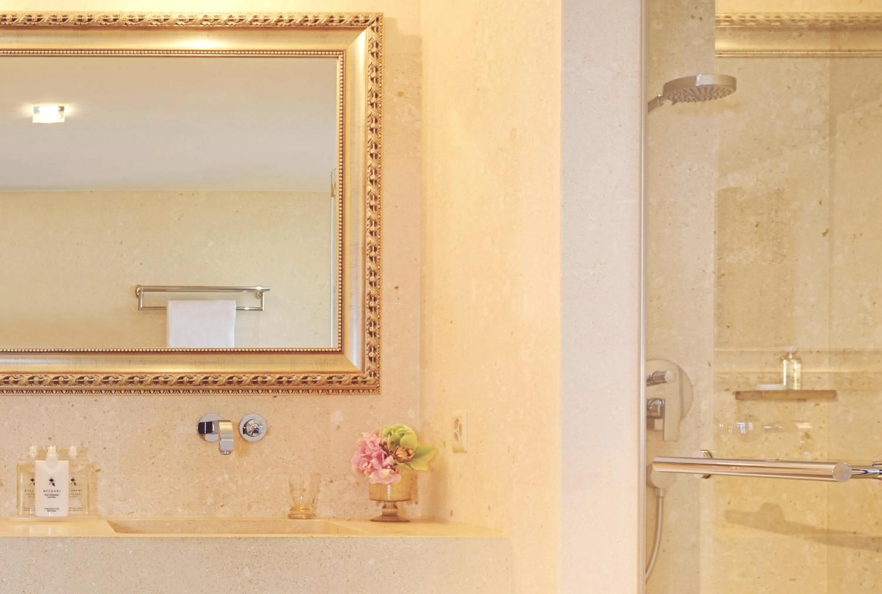 Bathroom in Guarda Golf Hotel & Residences