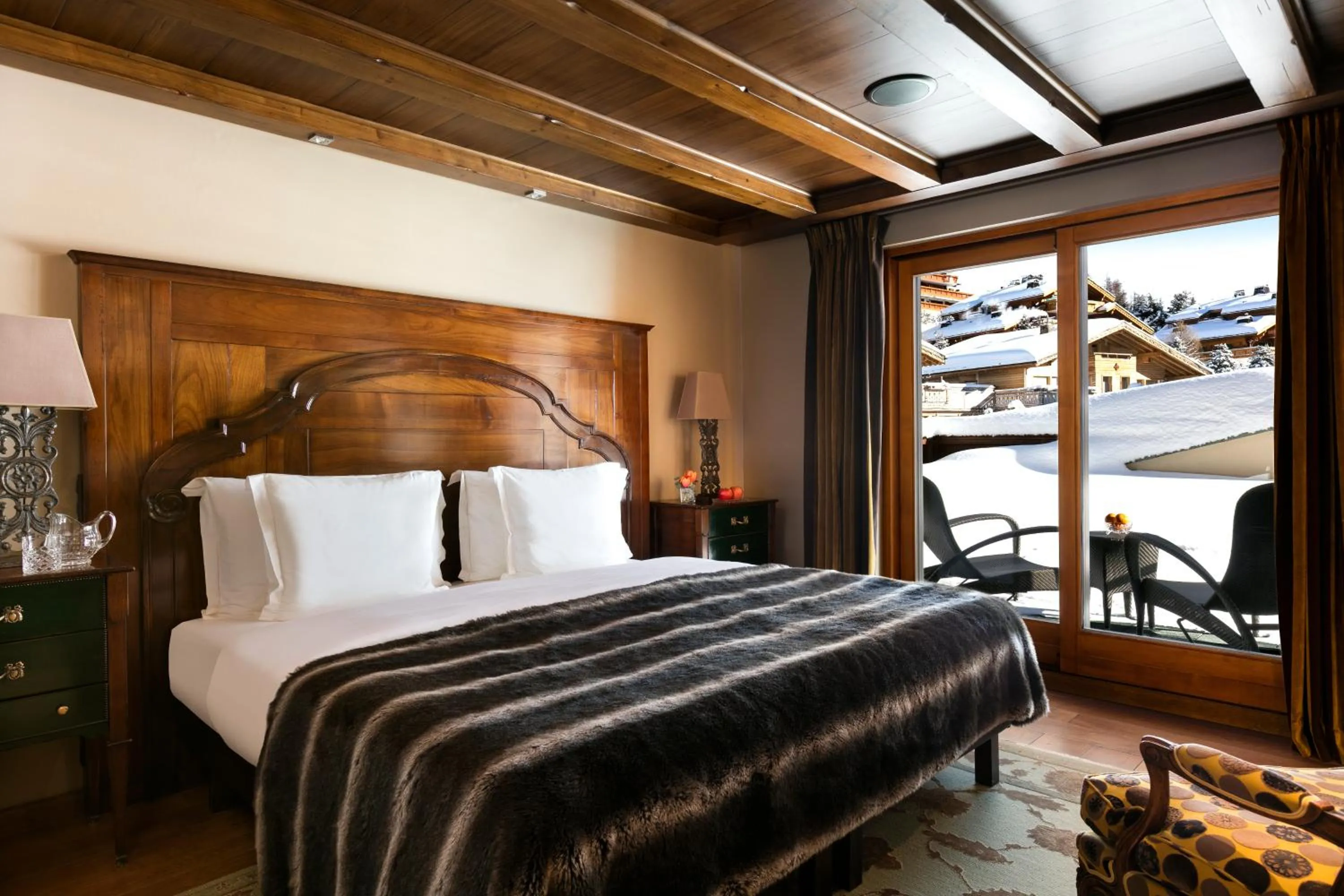 Summer, Bed in Guarda Golf Hotel & Residences