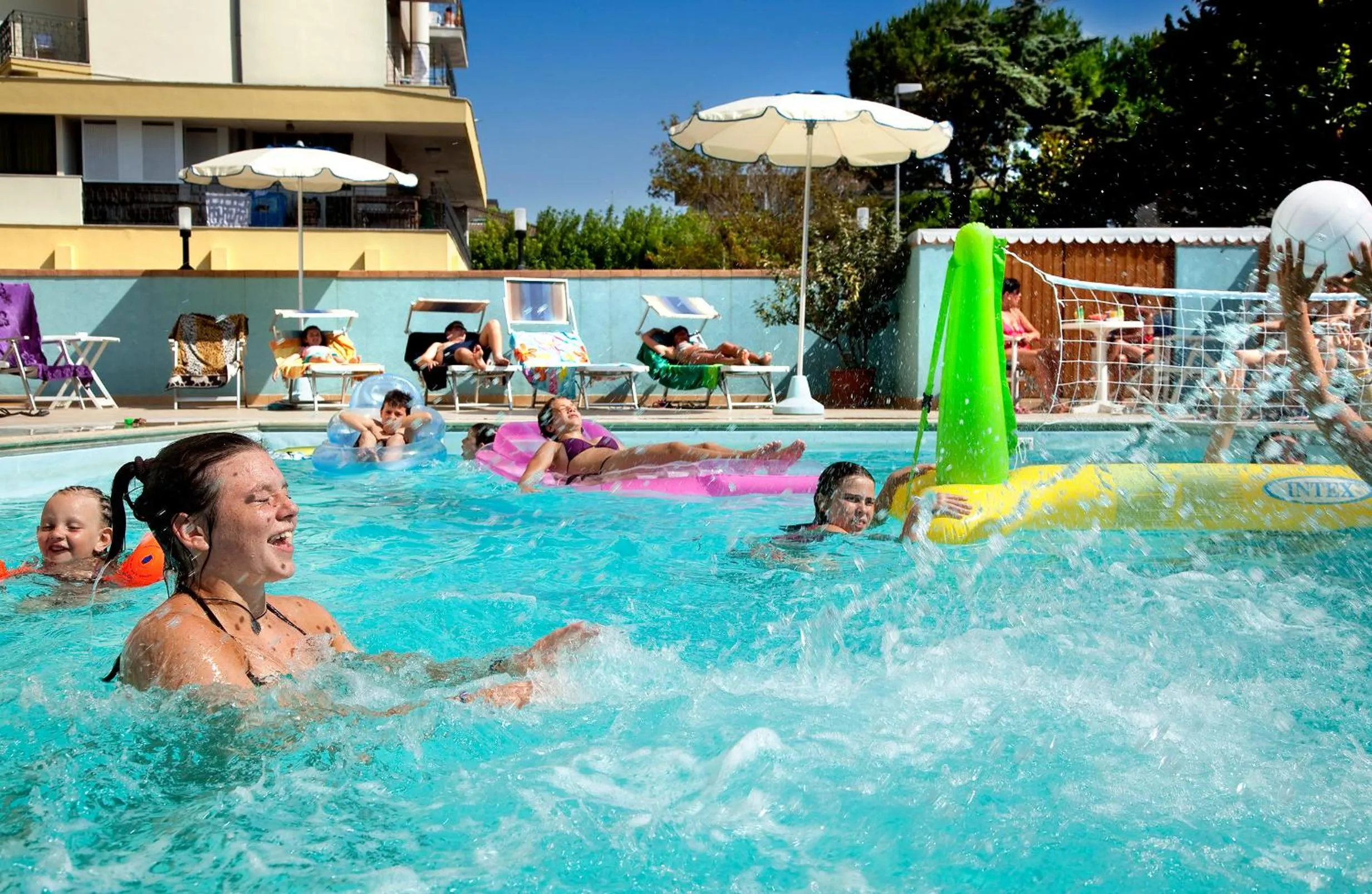 Swimming pool in Hotel Acquario