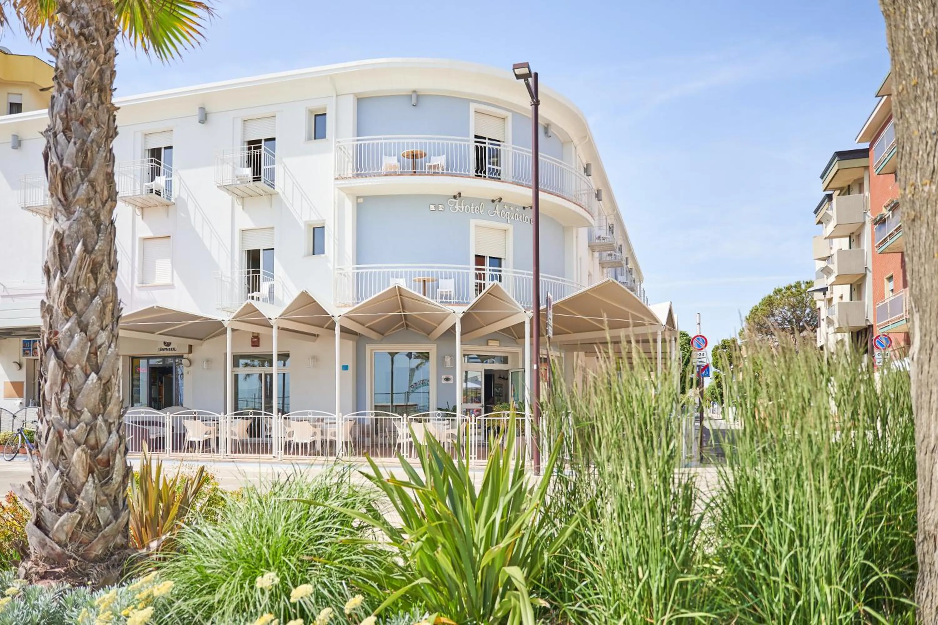 Property building in Hotel Acquario