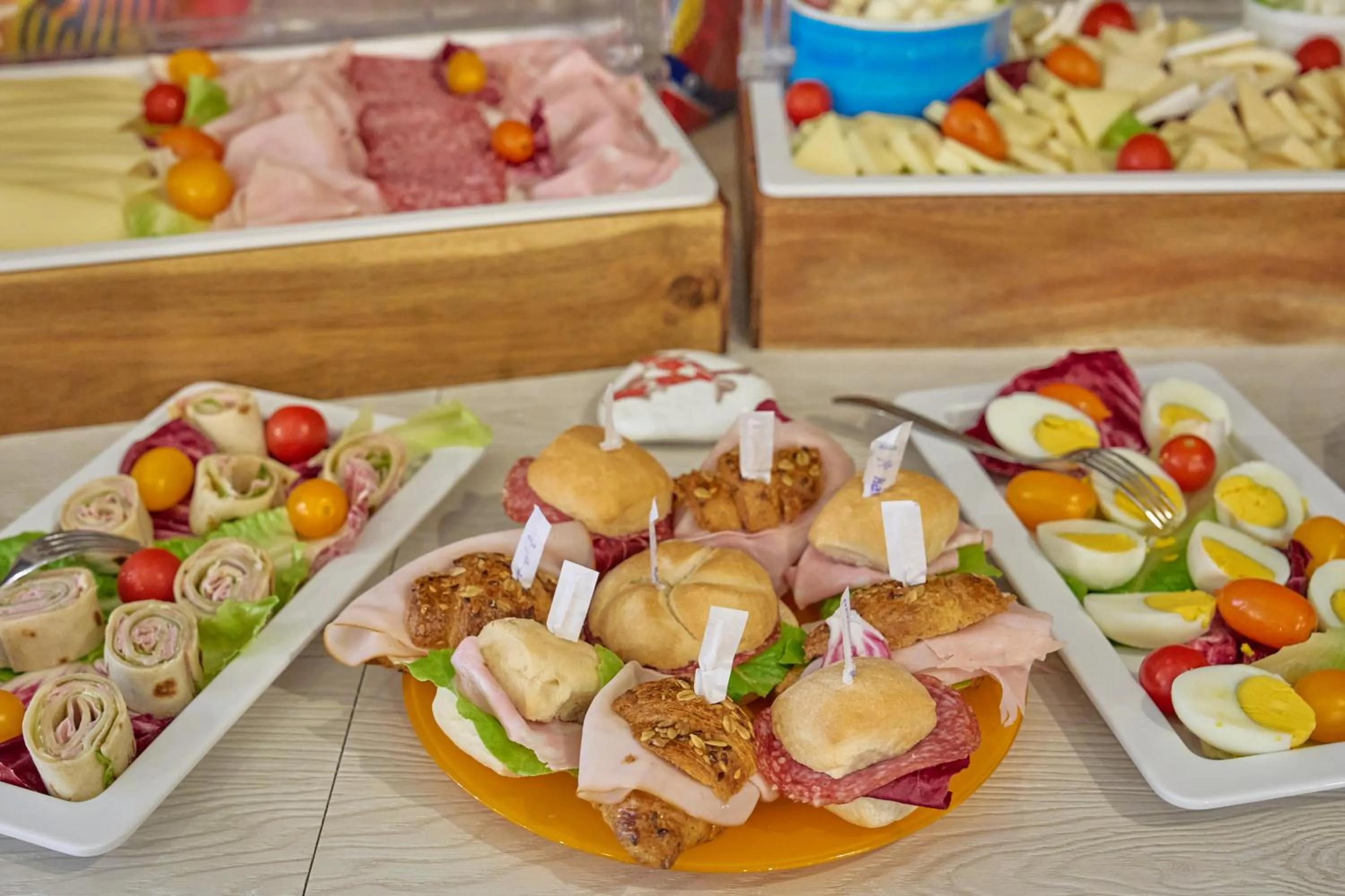 Breakfast in Hotel Acquario