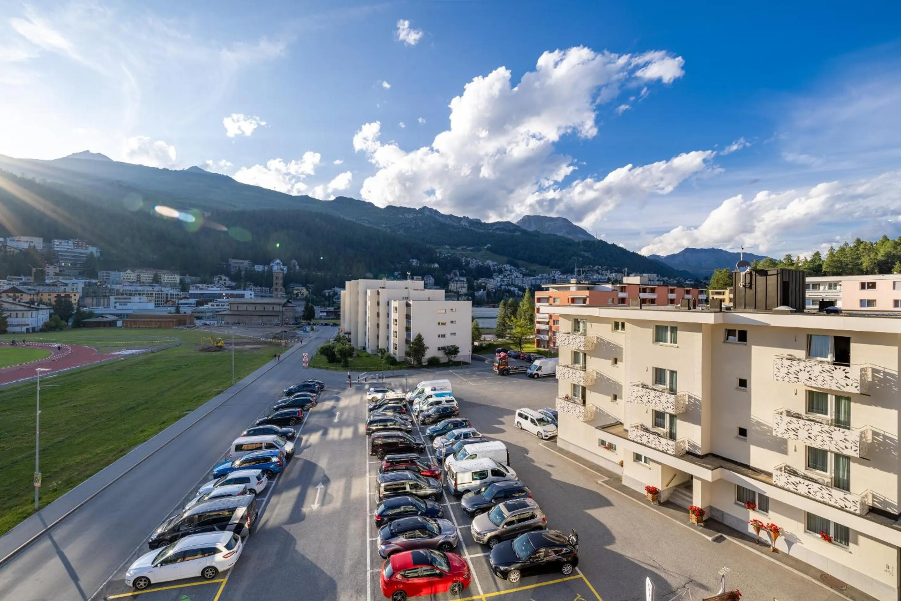 Property building in Hotel Sonne St. Moritz 3* Superior