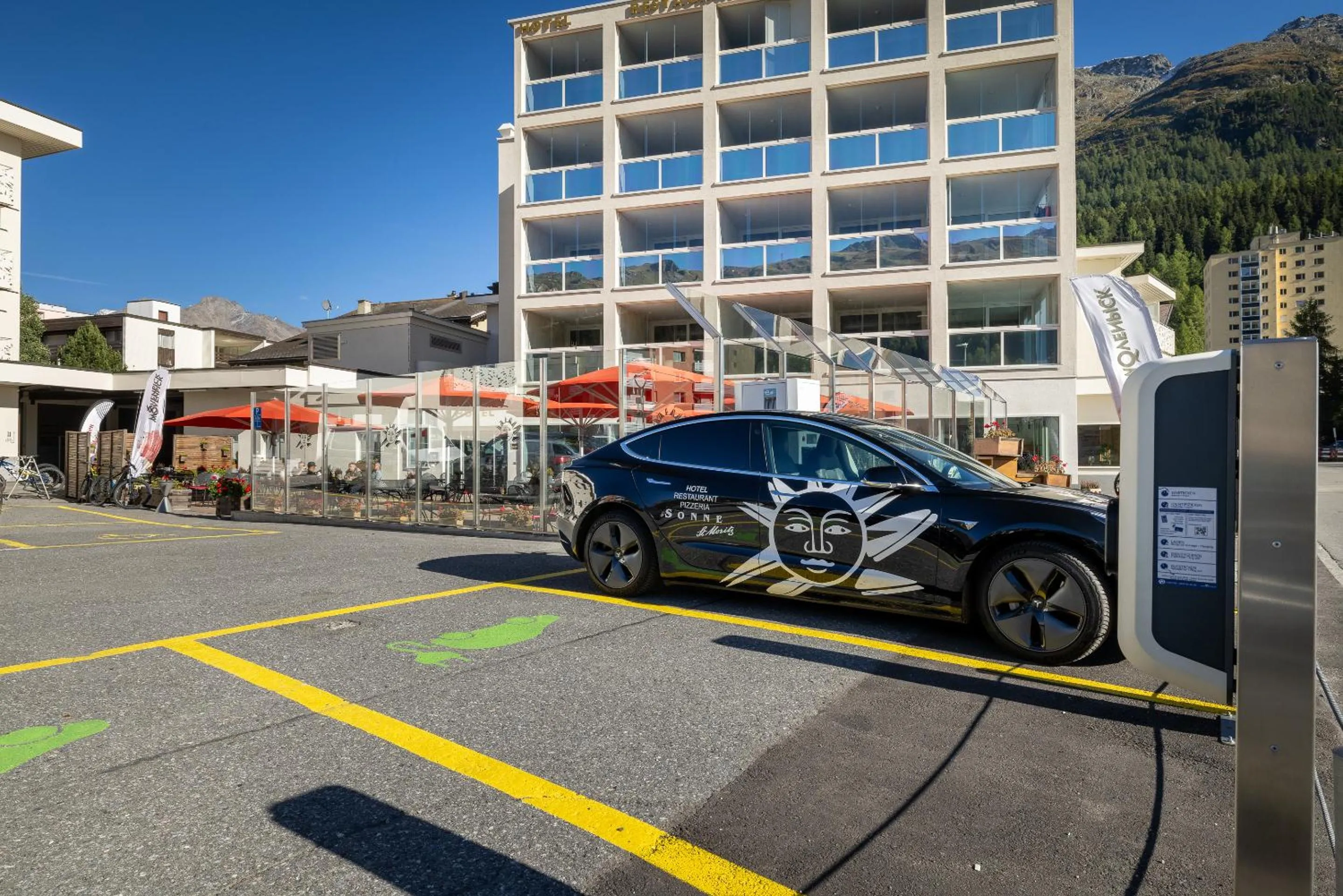 Property building in Hotel Sonne St. Moritz 3* Superior