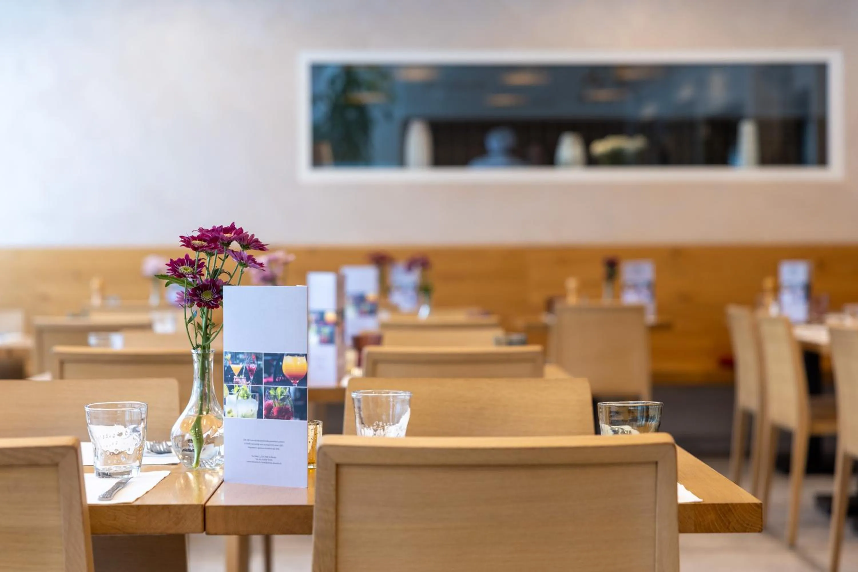 Restaurant/places to eat in Hotel Sonne St. Moritz 3* Superior