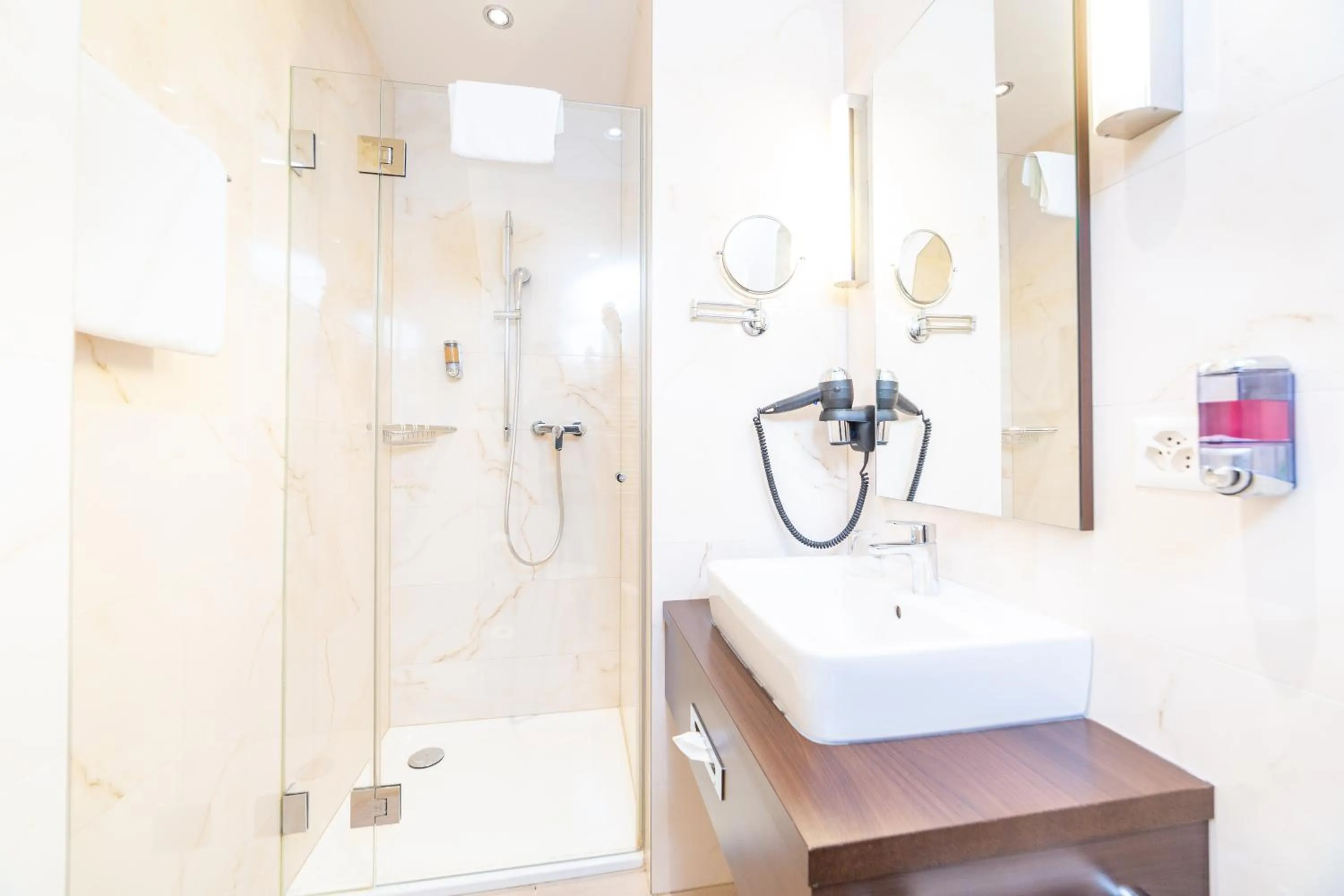 Hotel Rheinfelderhof