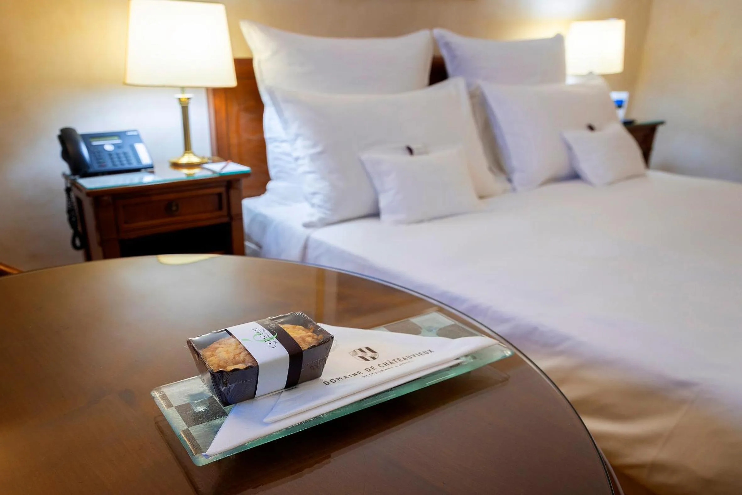 Bedroom, Bed in Domaine de Châteauvieux