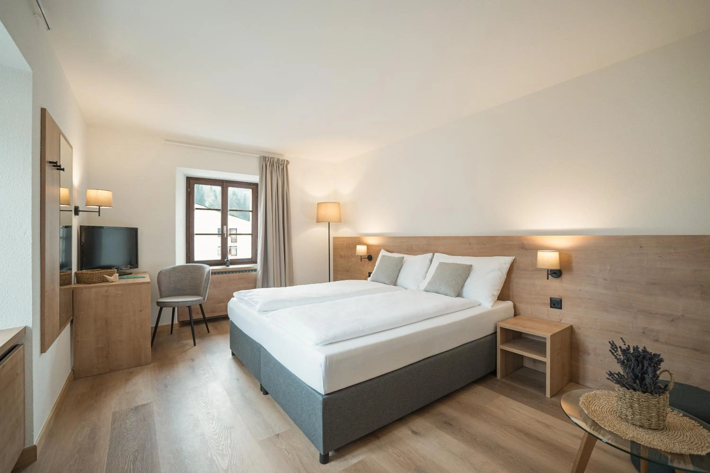 Photo of the whole room, Bed in Hotel Brocco & Posta