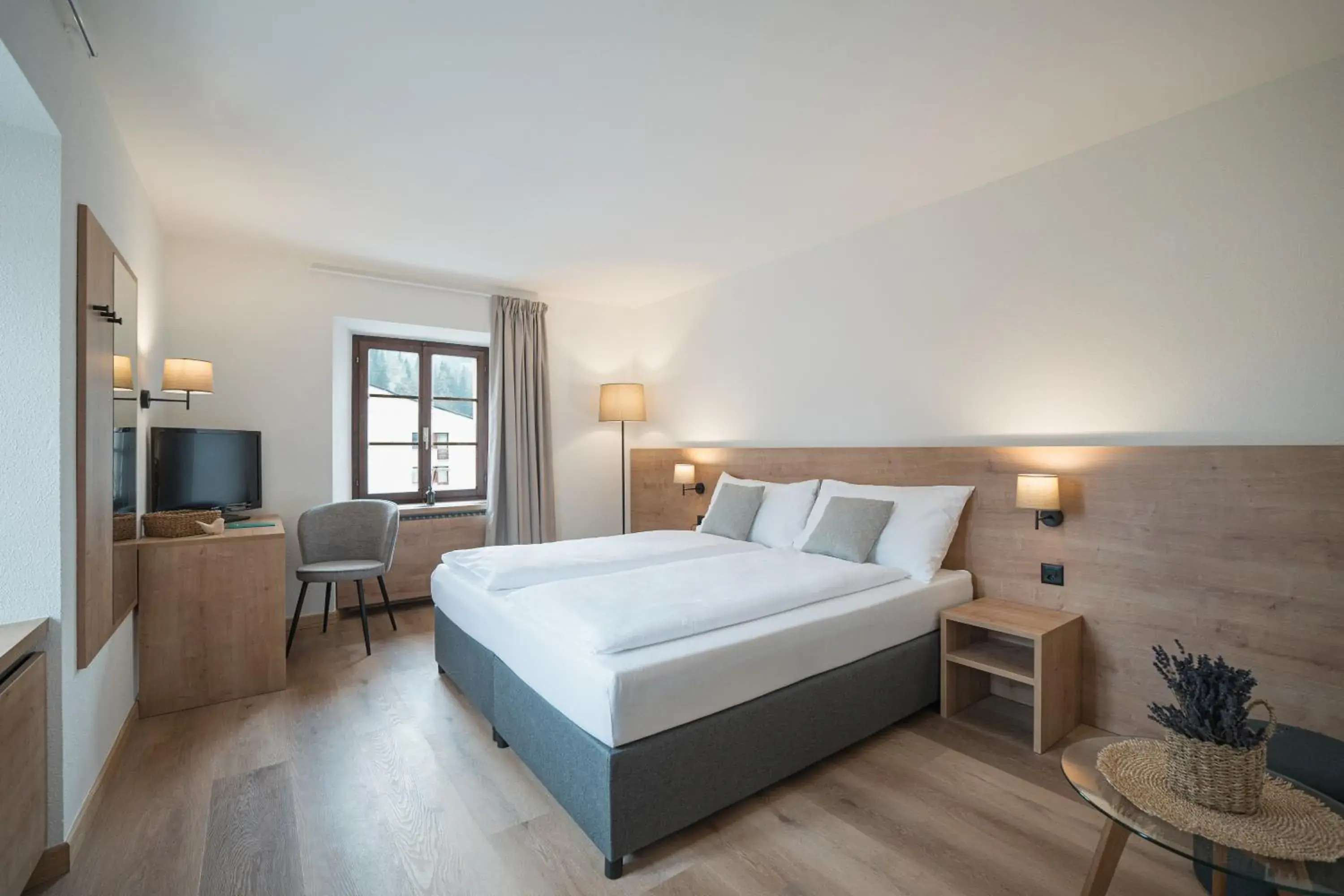 Superior Double Room in Hotel Brocco & Posta Superior Double Room in Hotel Brocco & Posta