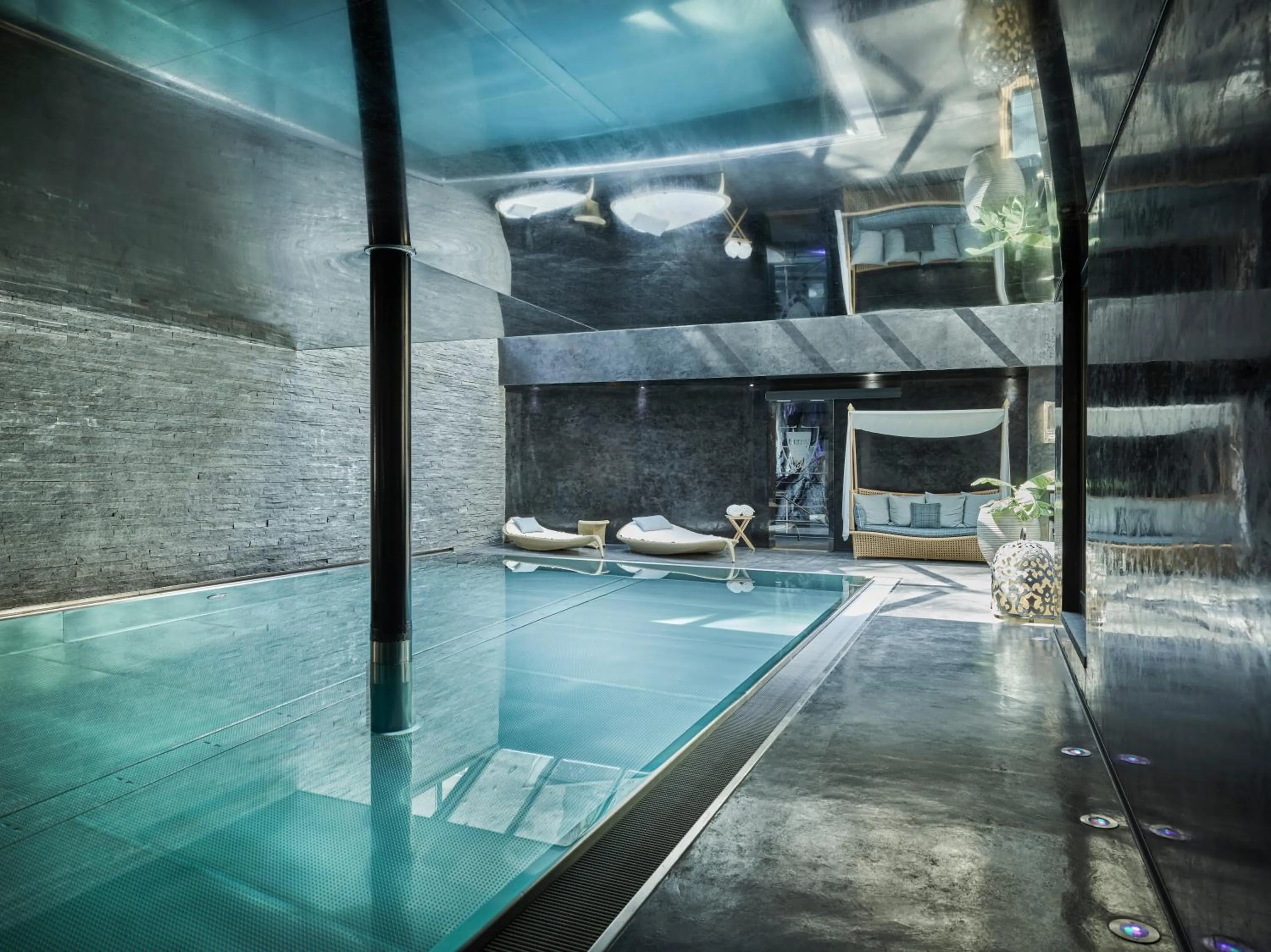 Firefly Luxury Suites