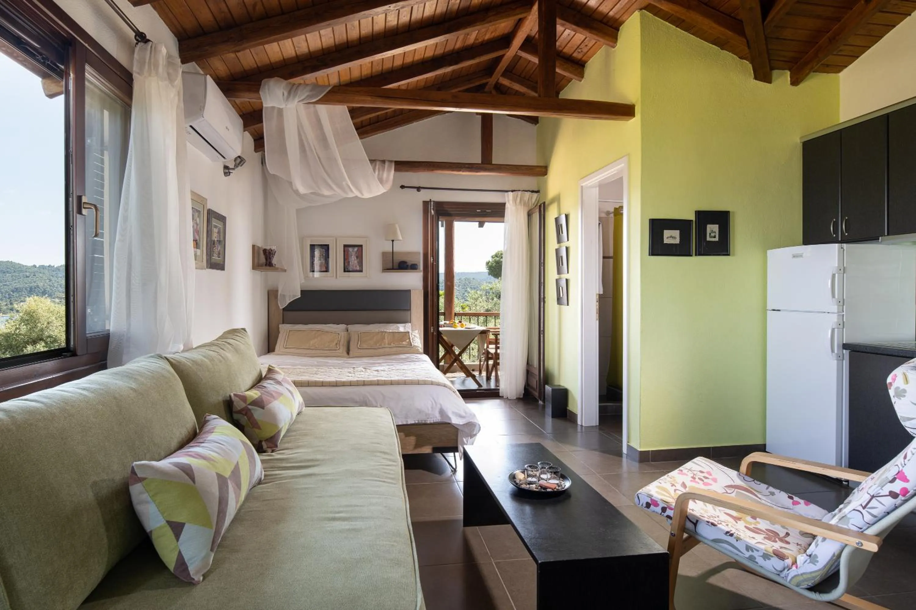 Seating area in Heos Accommodation