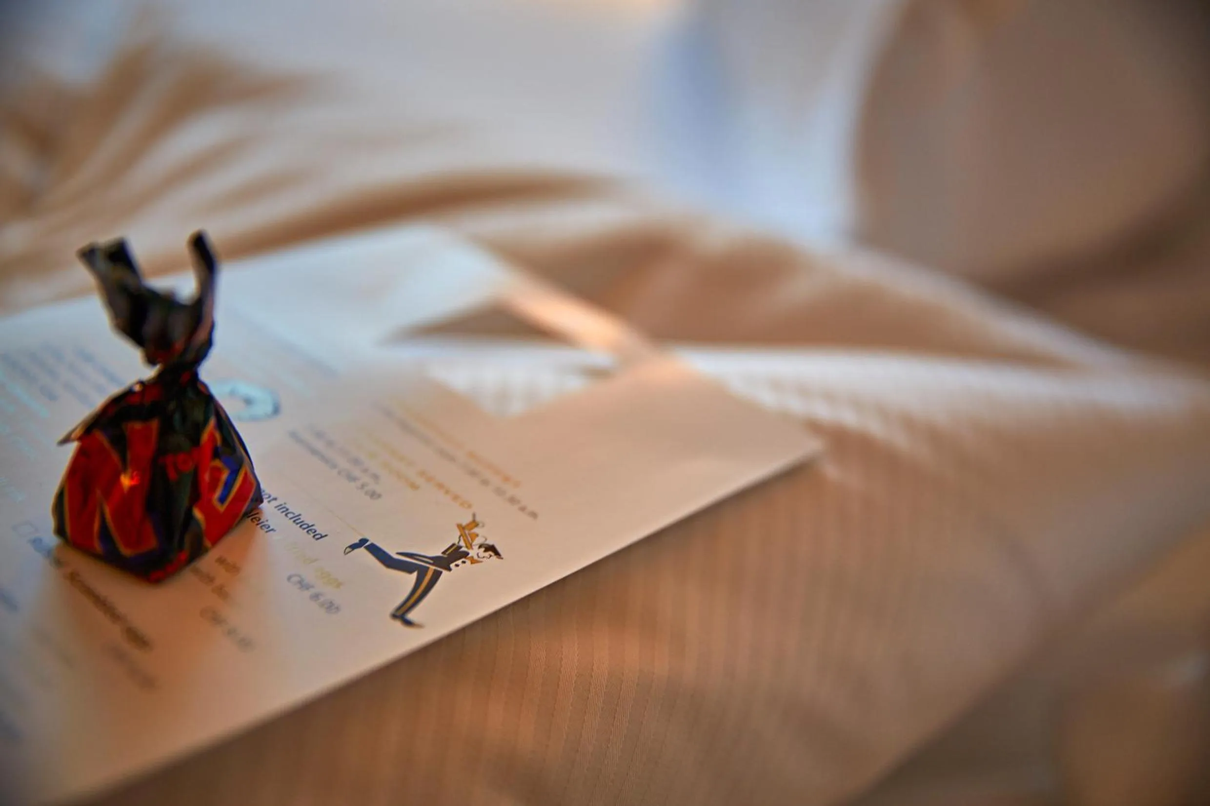 Breakfast, Bed in Hotel Schweizerhof St. Moritz