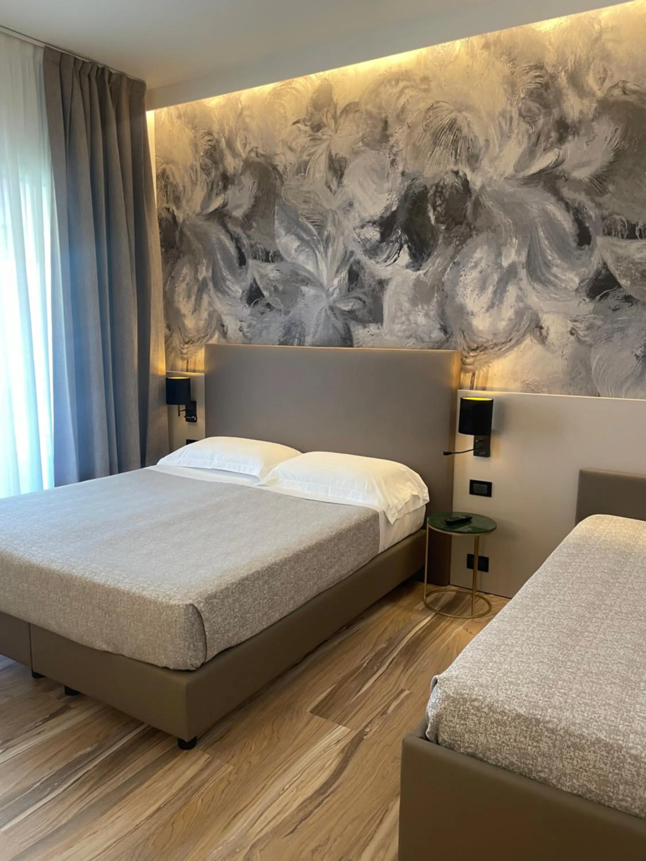 Bed in Hotel Tritone