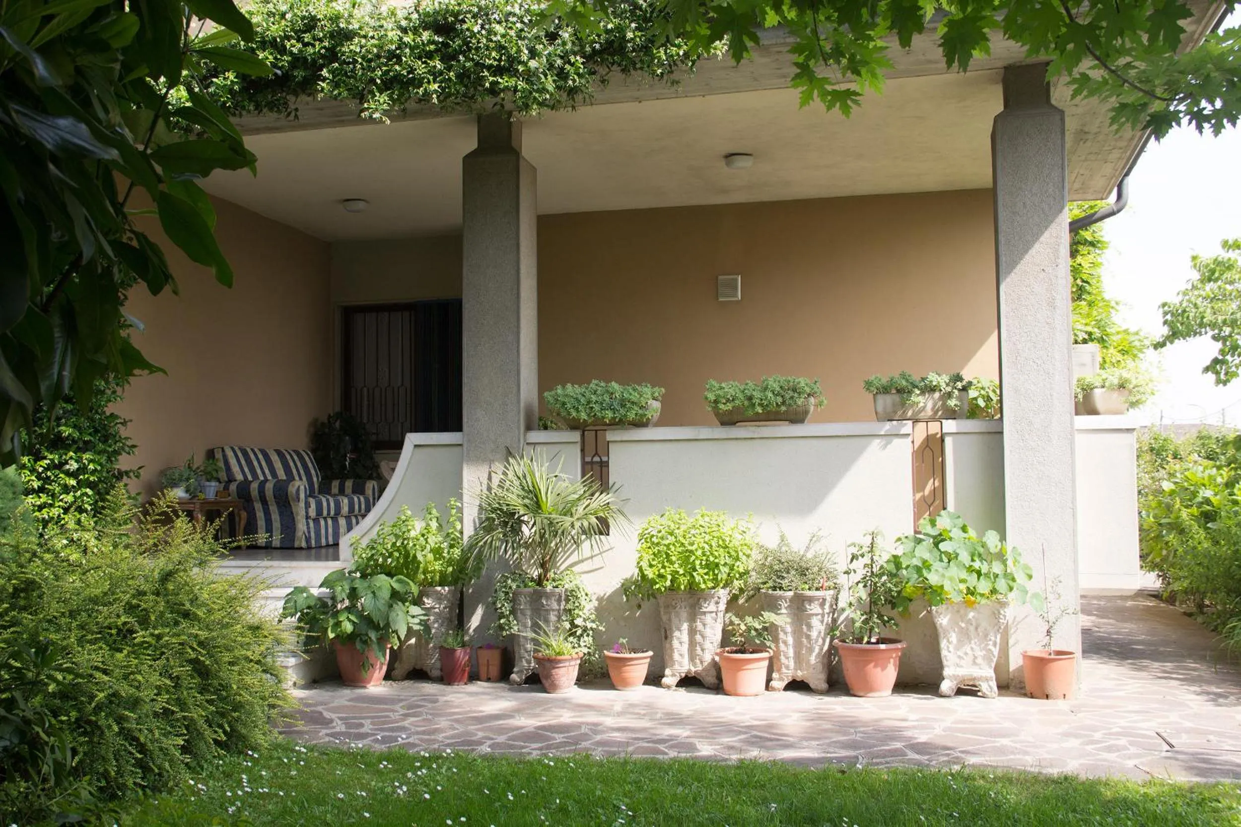 Property building in Il Giardino