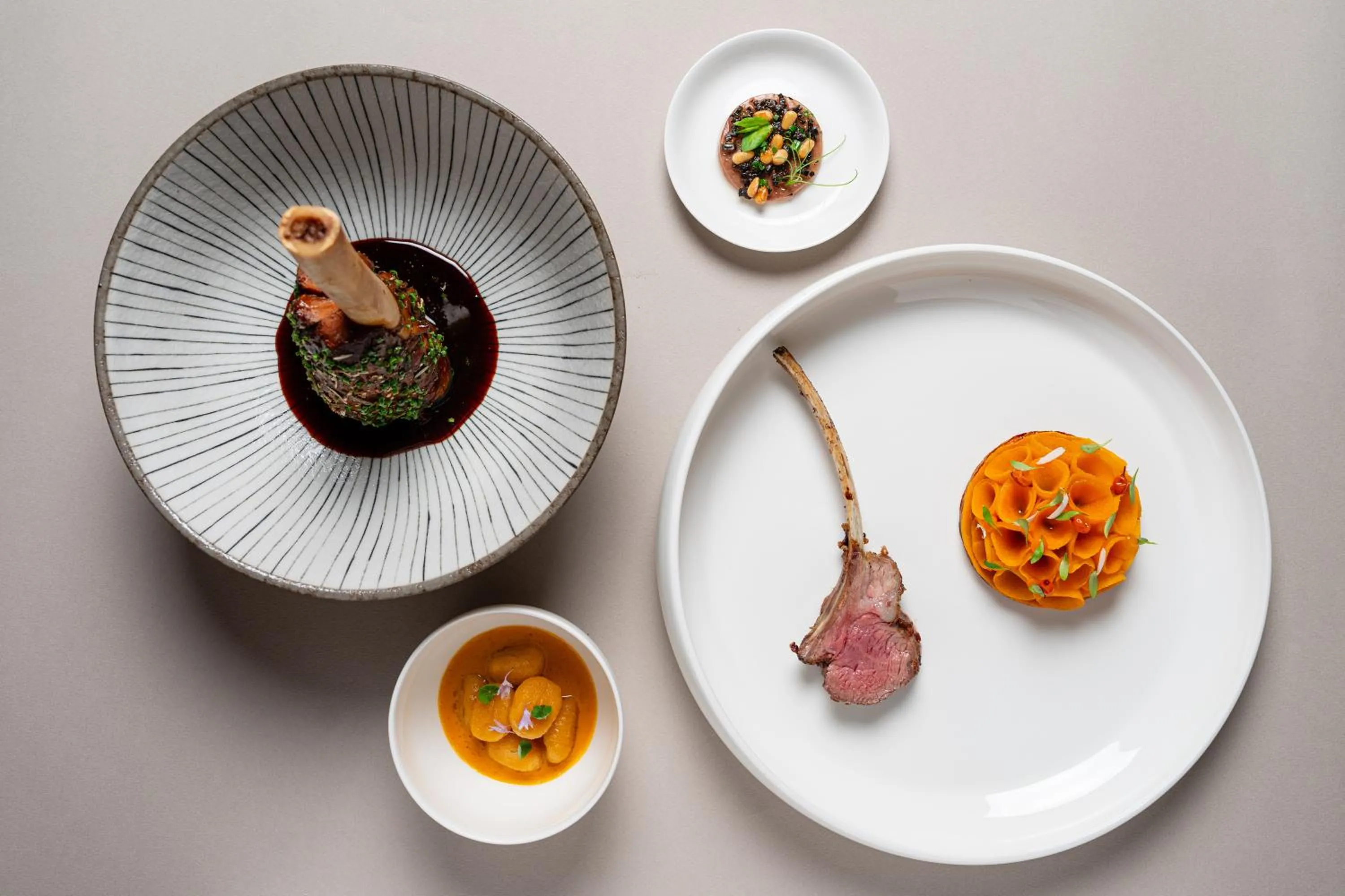 Restaurant/places to eat in The Omnia