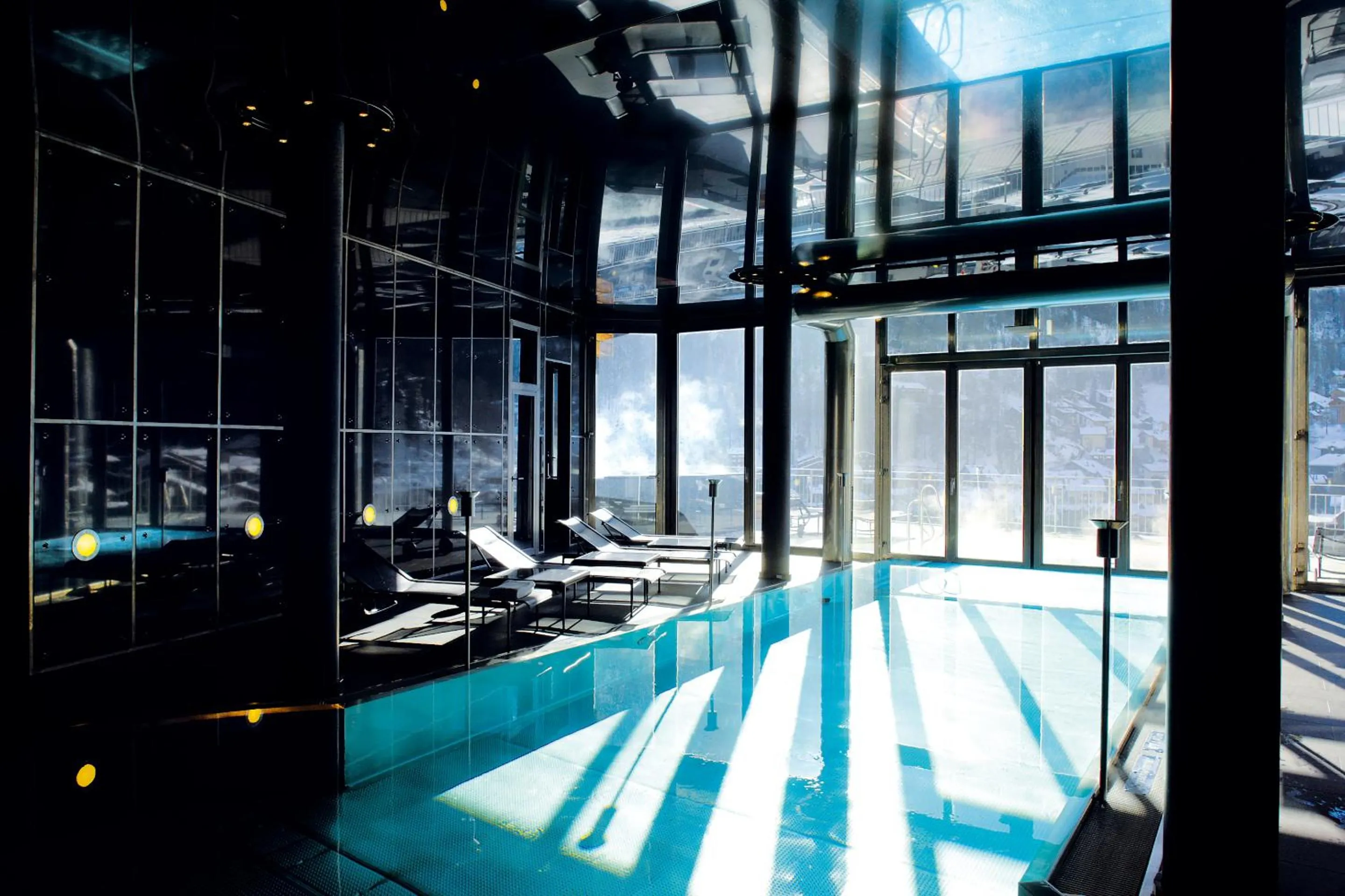 Swimming pool in The Omnia