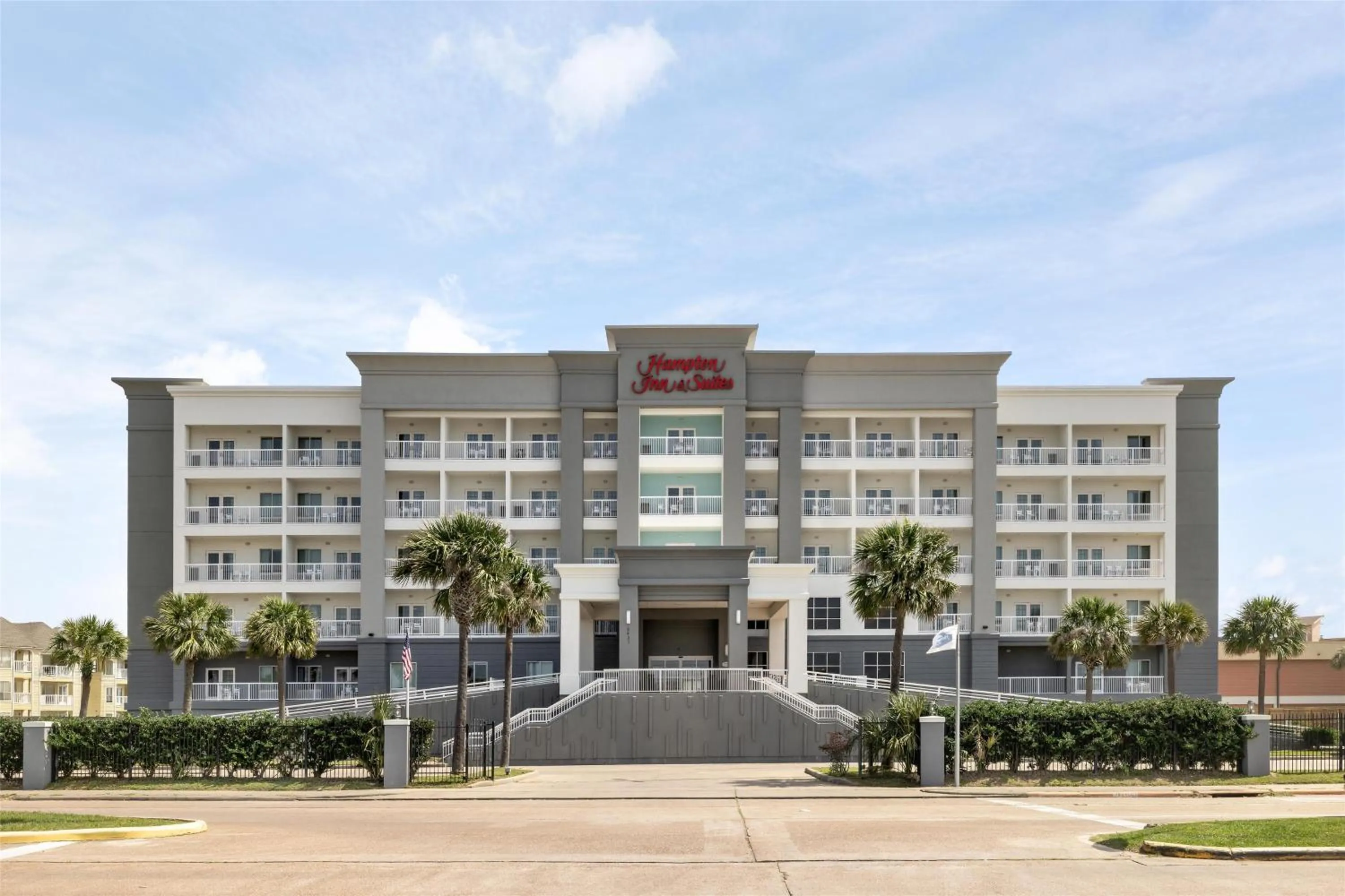 Property building in Hampton Inn & Suites Galveston