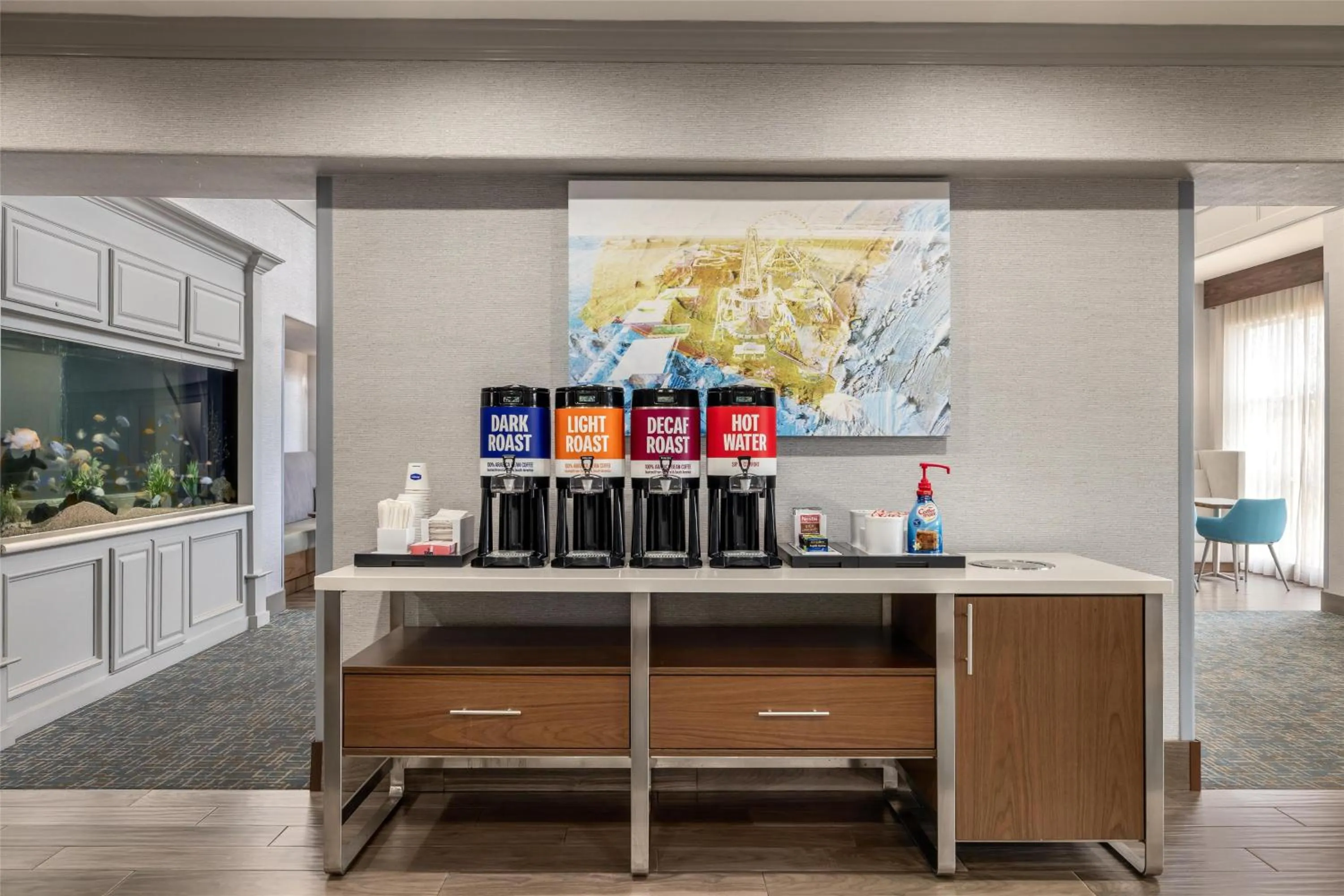 Dining area in Hampton Inn & Suites Galveston
