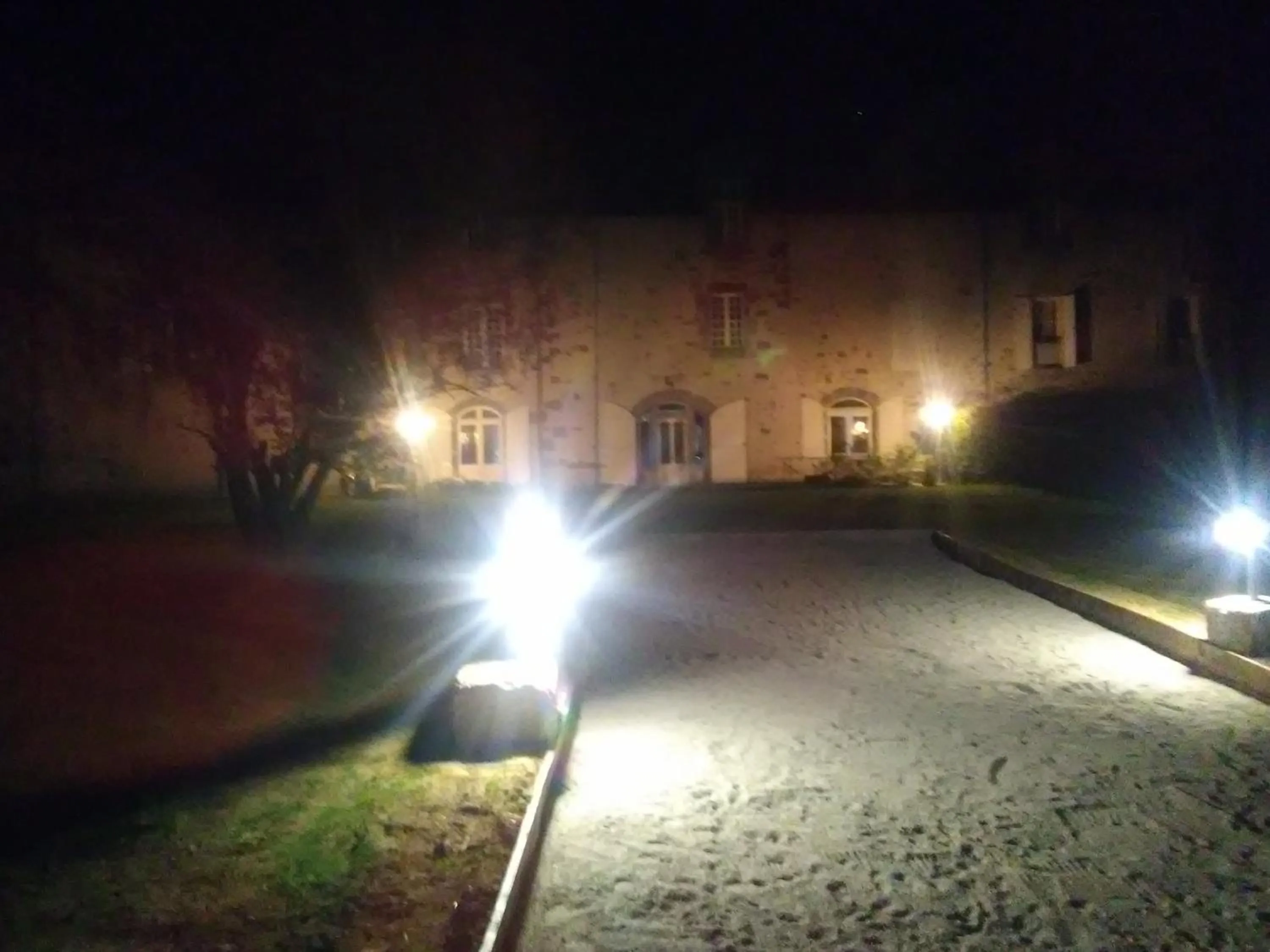 Table tennis in Pierre Deluen Domaine de la Grange de Quaire