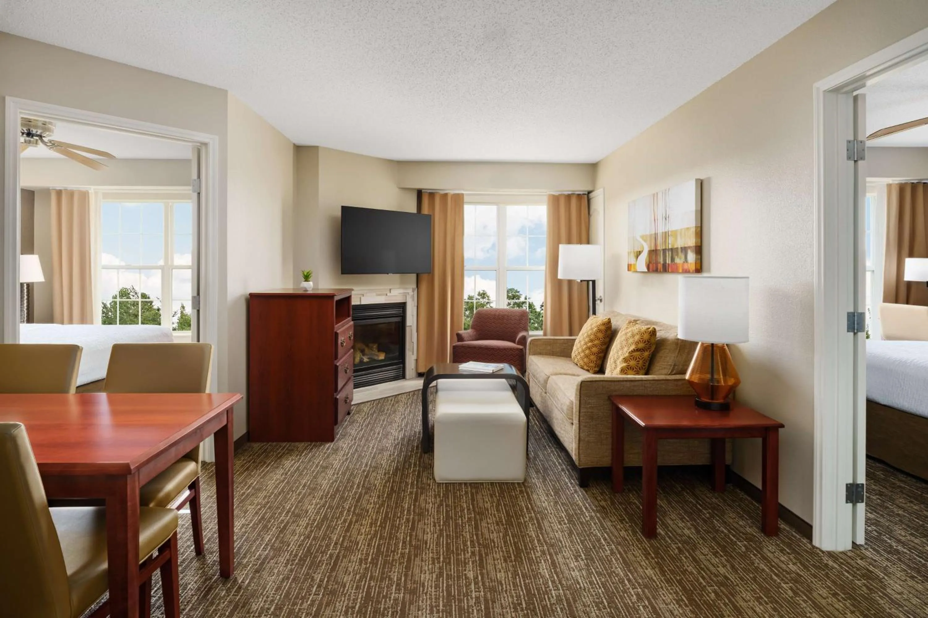 Living room, Bed in Homewood Suites by Hilton Providence-Warwick