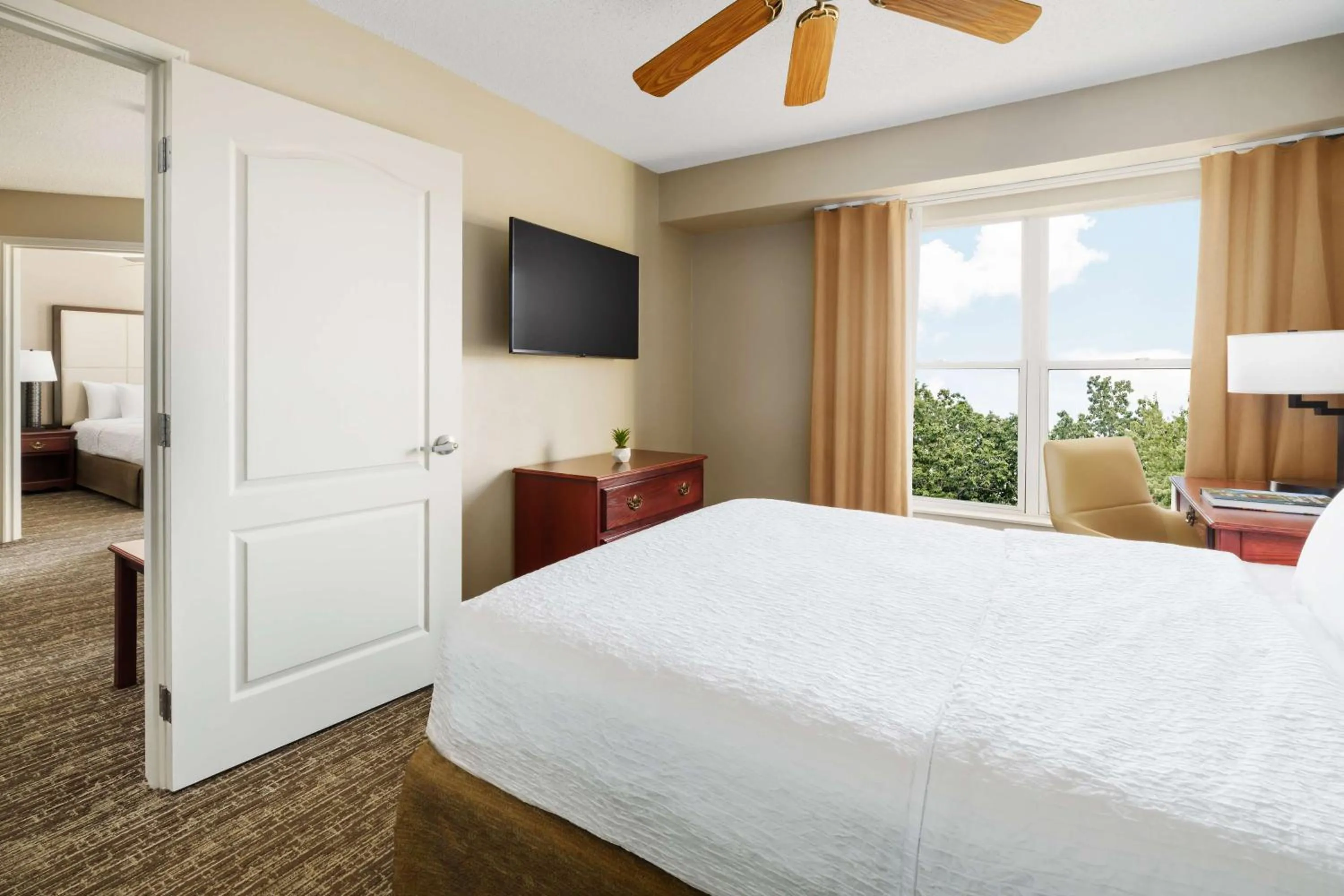 Bed in Homewood Suites by Hilton Providence-Warwick