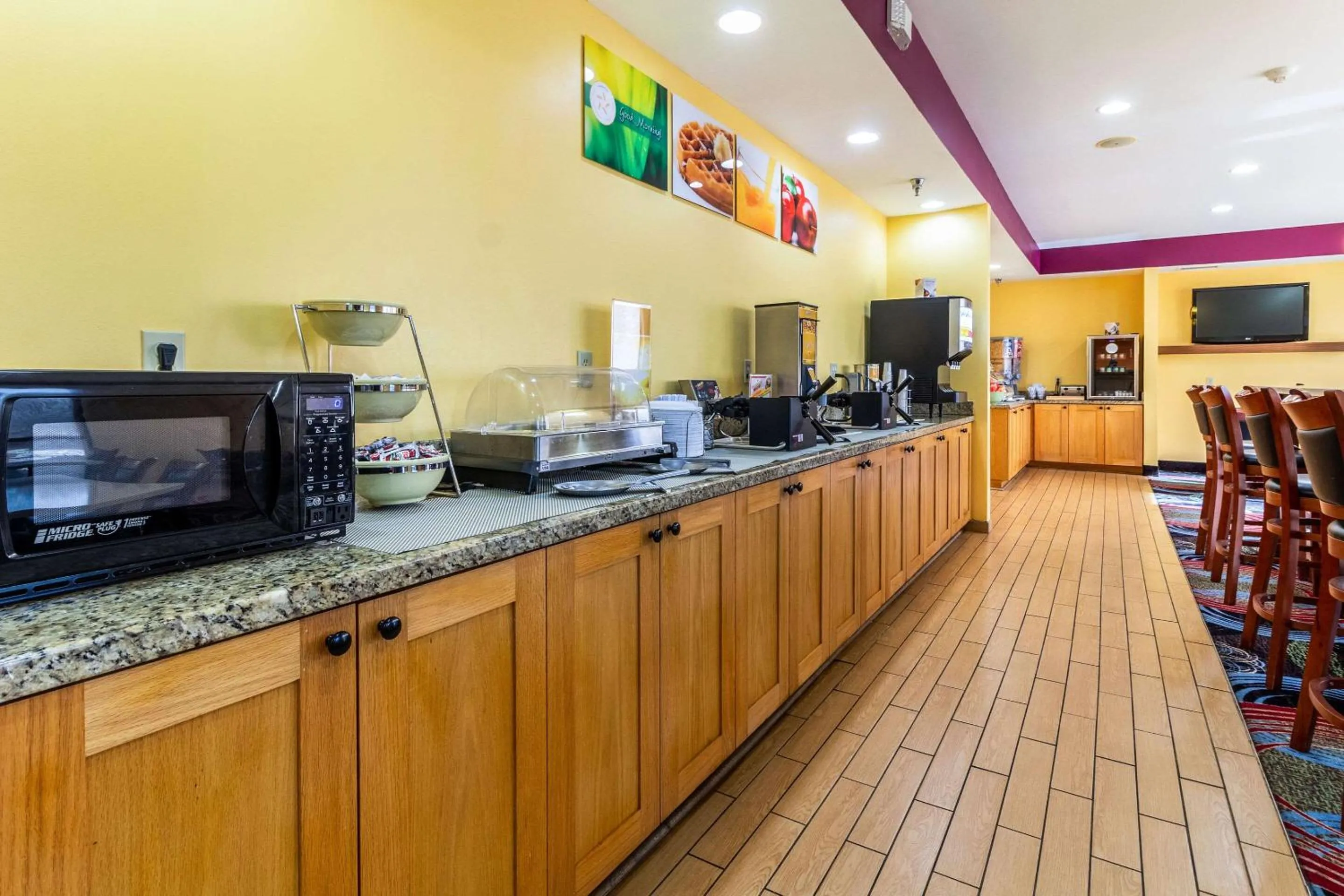 Breakfast in Quality Inn Texas City I-45