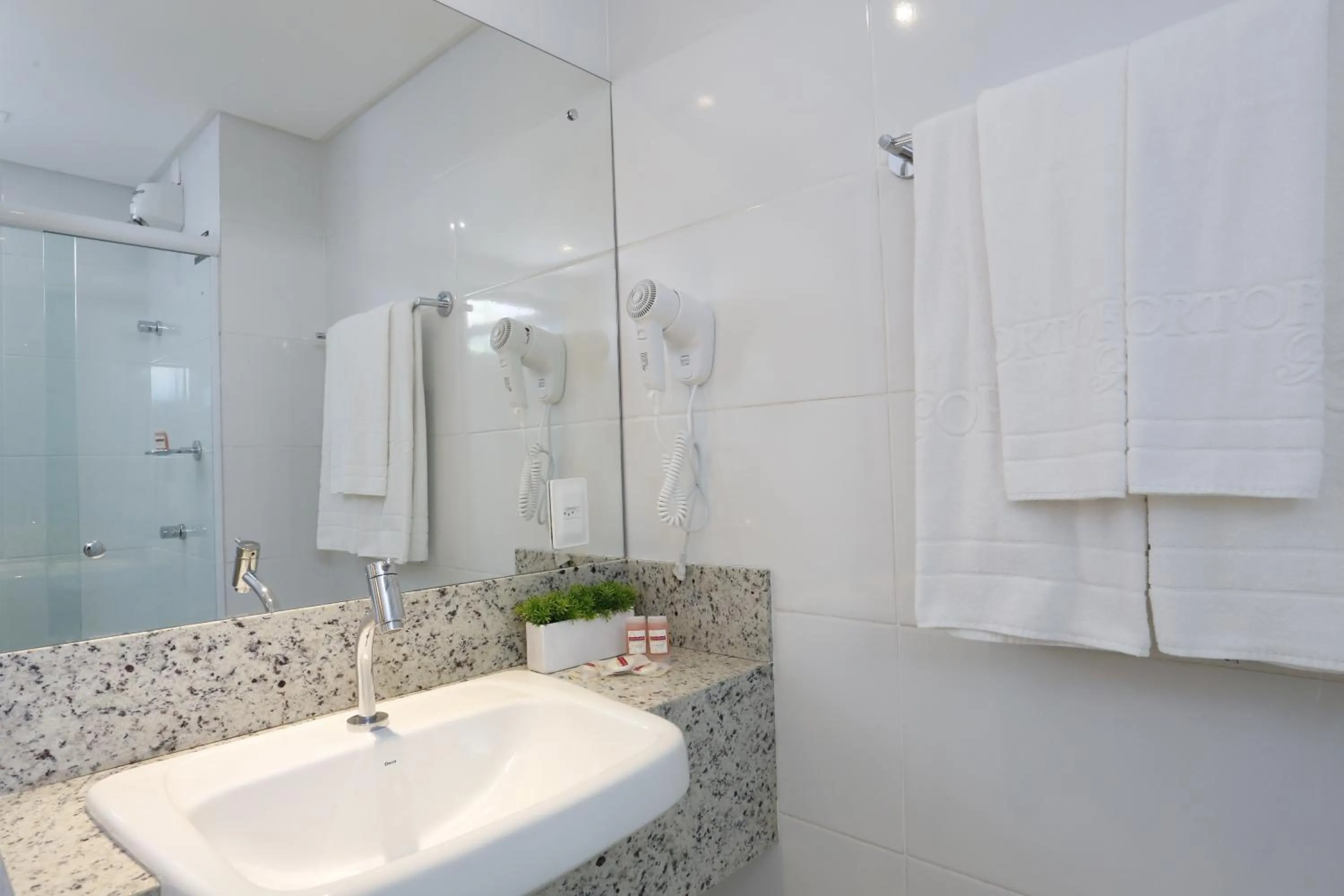 Photo of the whole room in Portofino Hotel