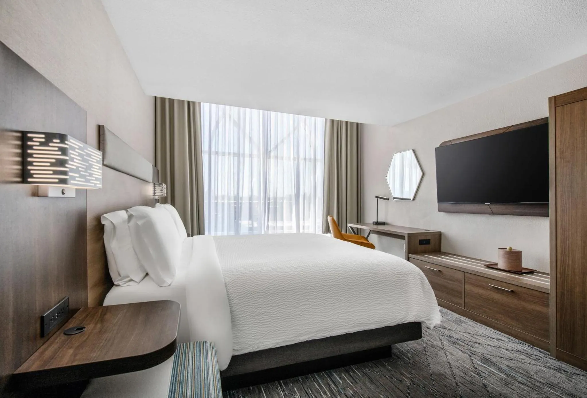 Photo of the whole room, Bed in Holiday Inn Express San Diego - Sorrento Valley by IHG