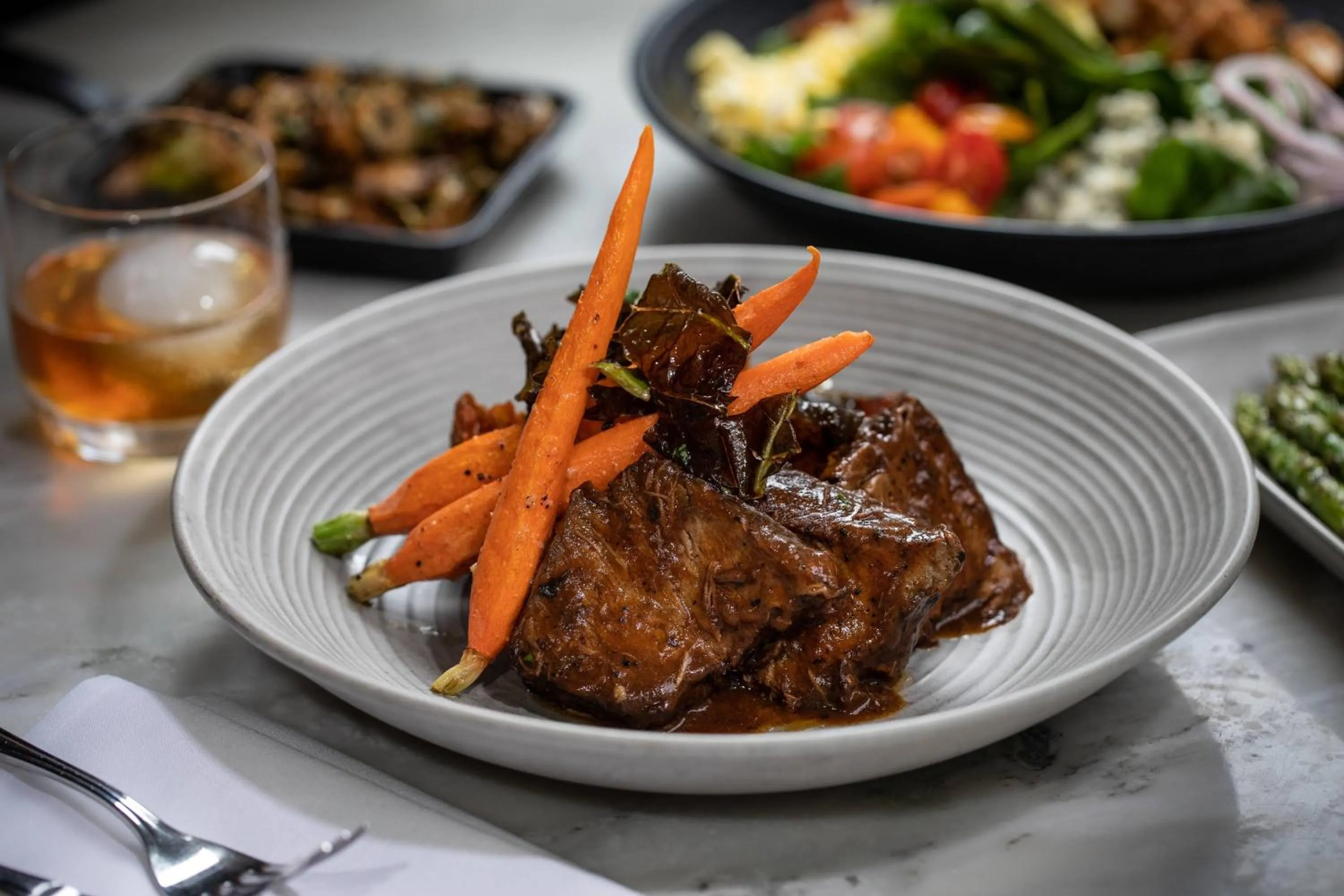 Lounge or bar in Renaissance Atlanta Midtown Hotel