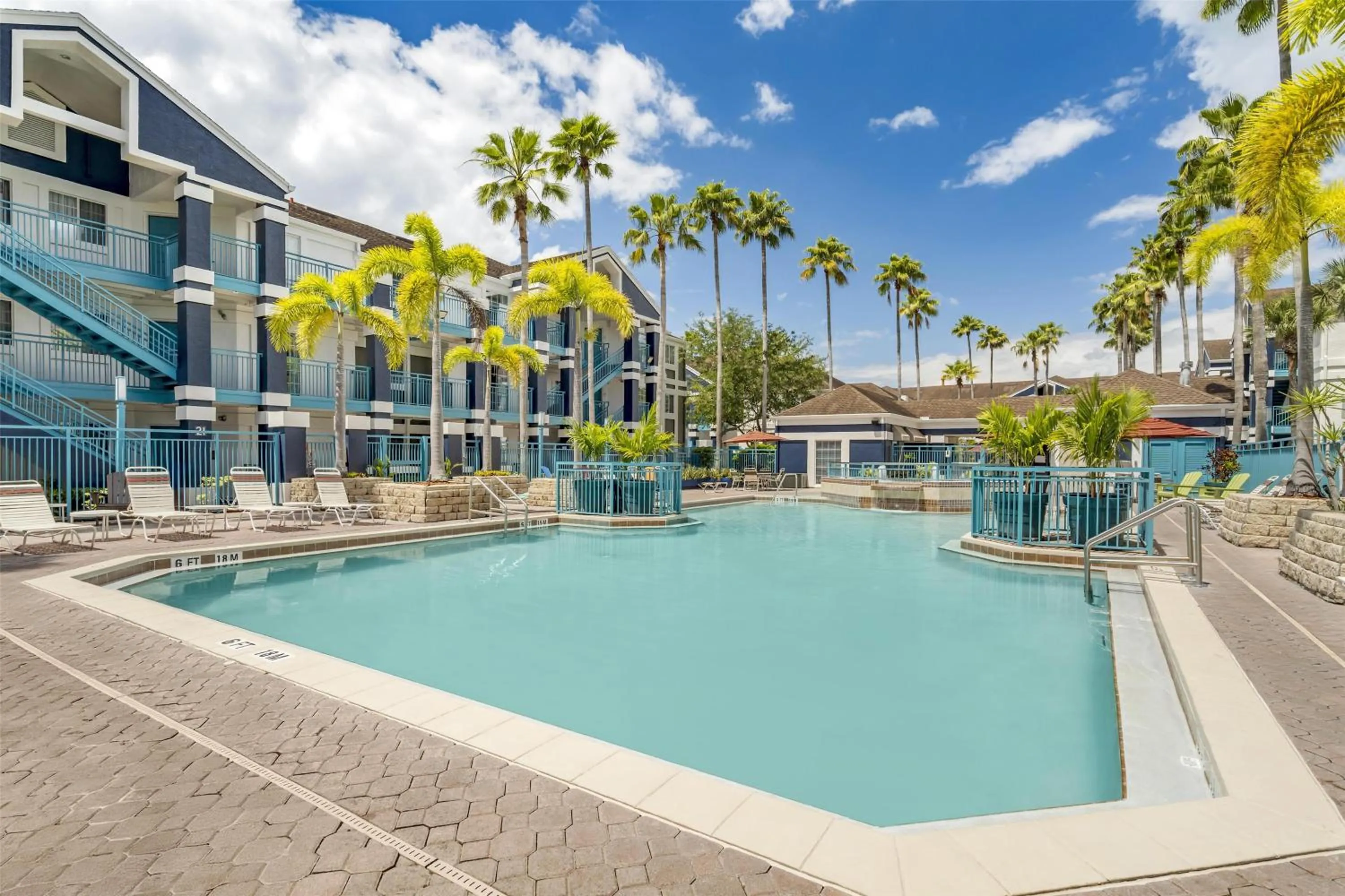 Pool view in Sonesta ES Suites Orlando - Lake Buena Vista