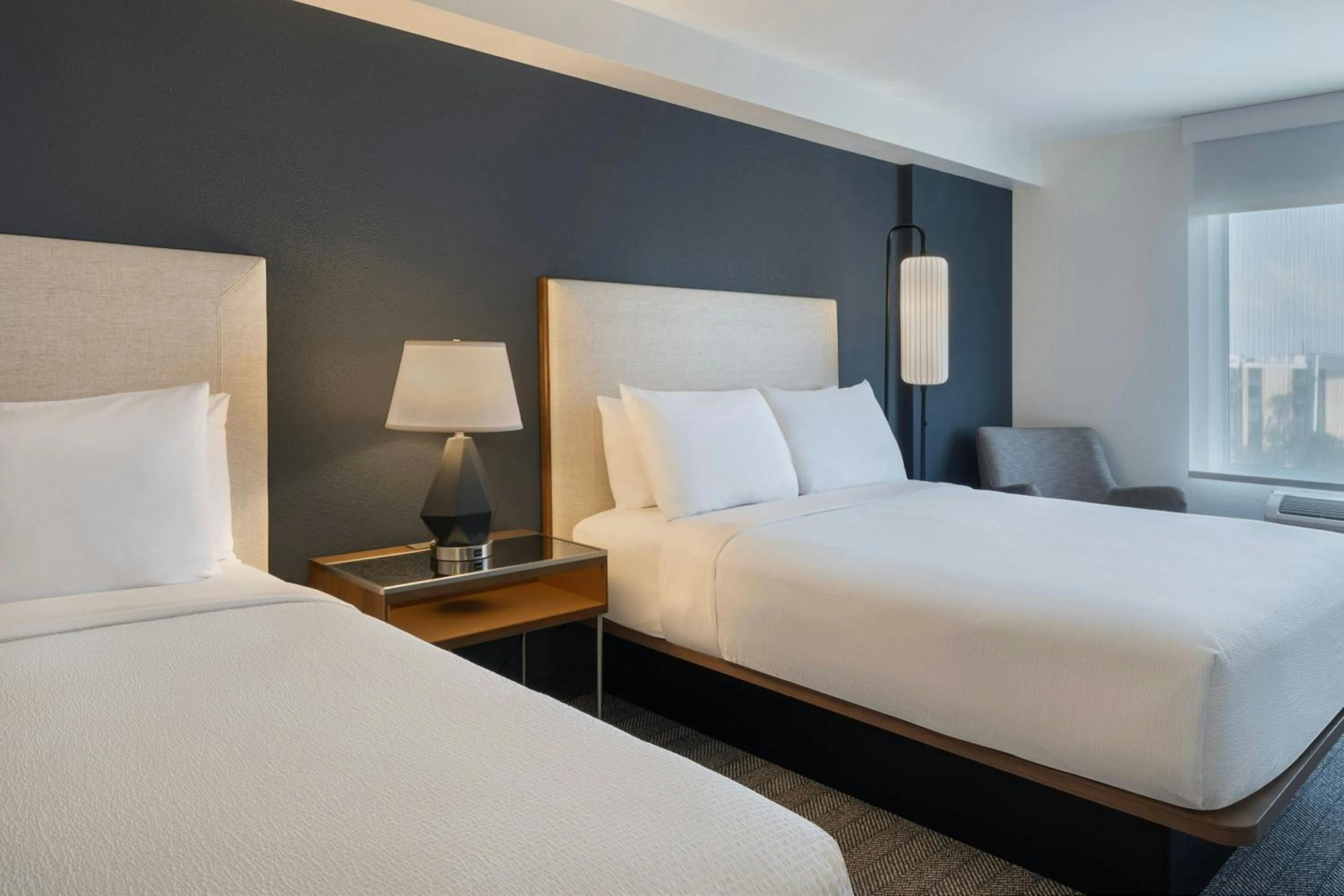 Photo of the whole room, Bed in Courtyard by Marriott across Universal Orlando