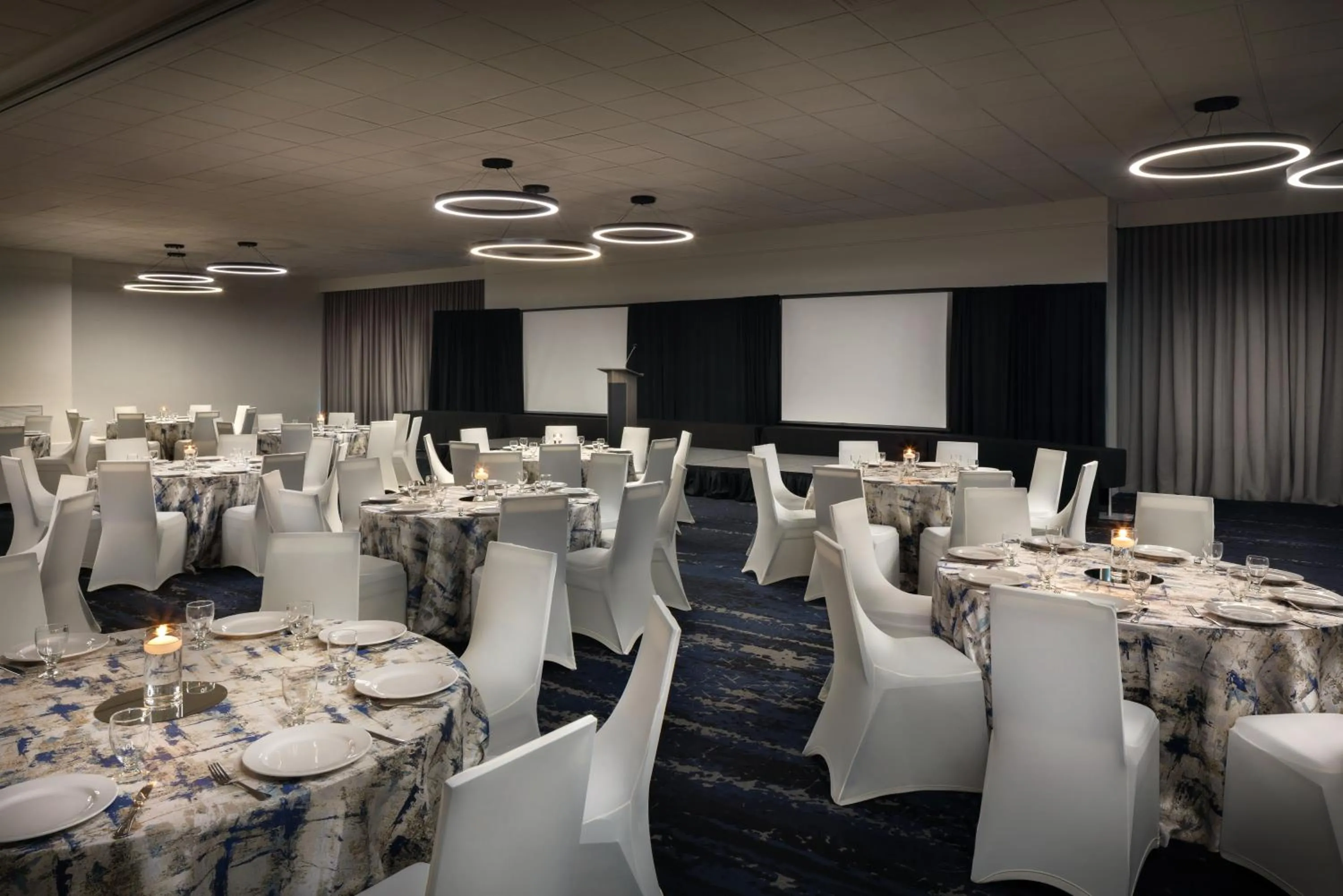 Banquet/Function facilities in Courtyard by Marriott across Universal Orlando