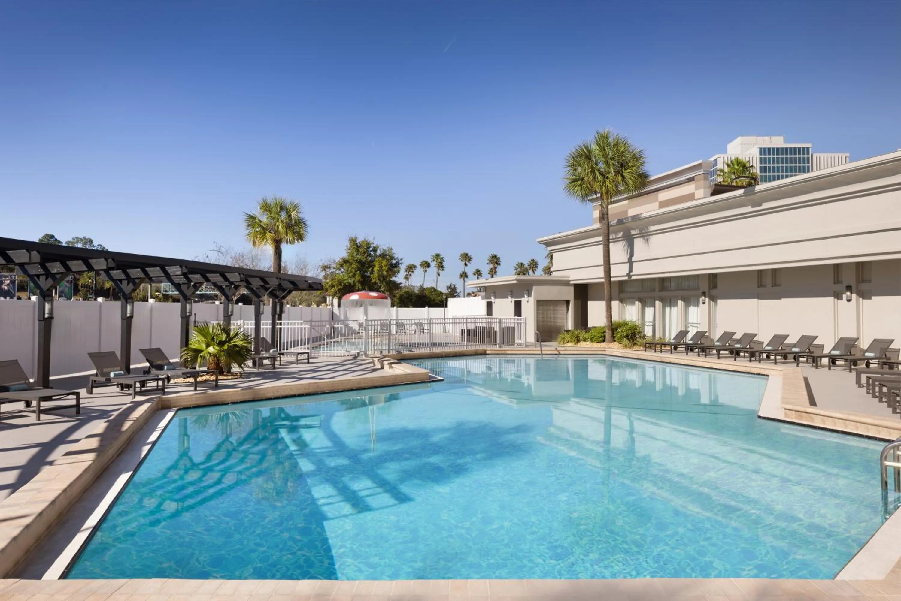 Day in Courtyard by Marriott across Universal Orlando