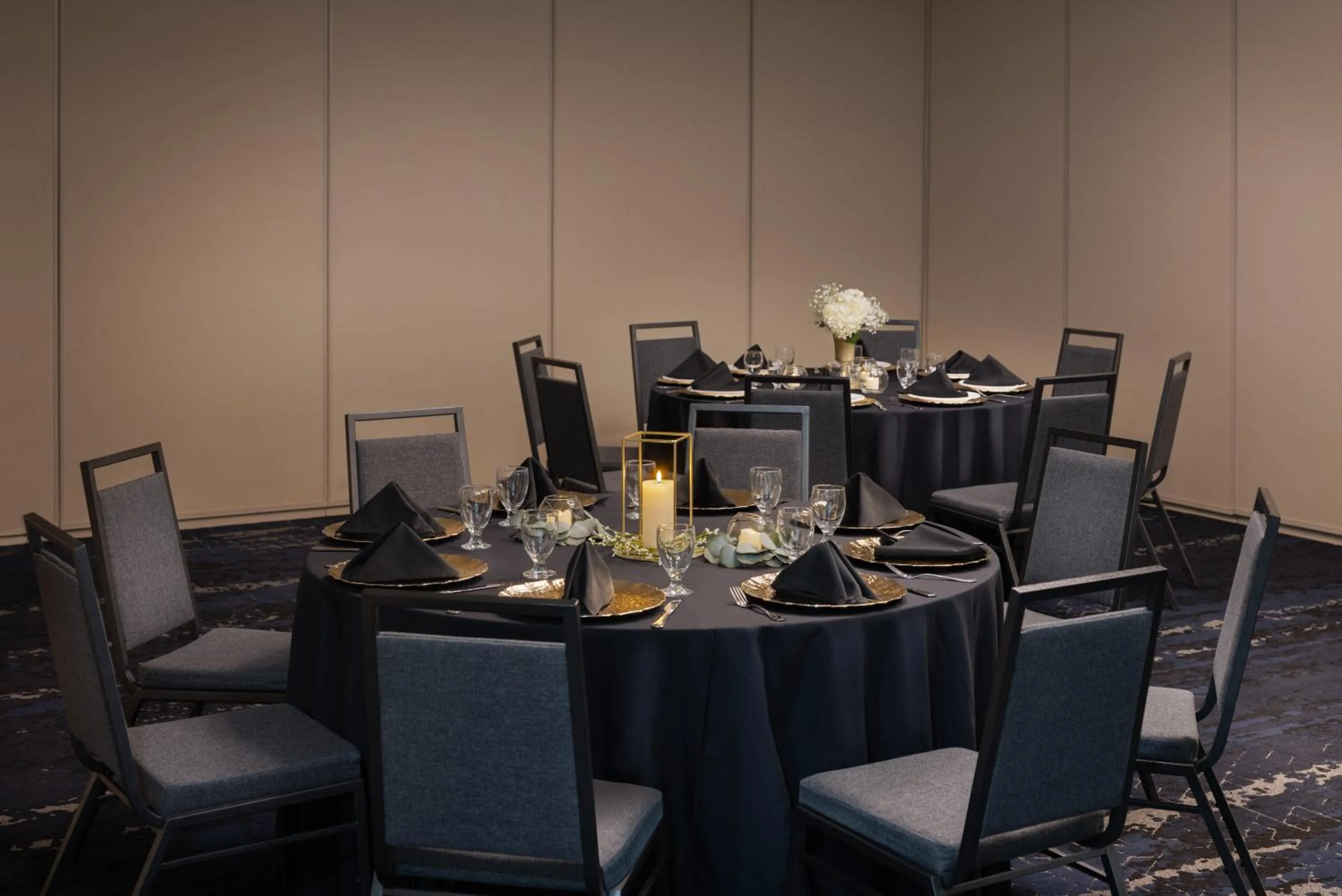 Meeting/conference room in Courtyard by Marriott across Universal Orlando