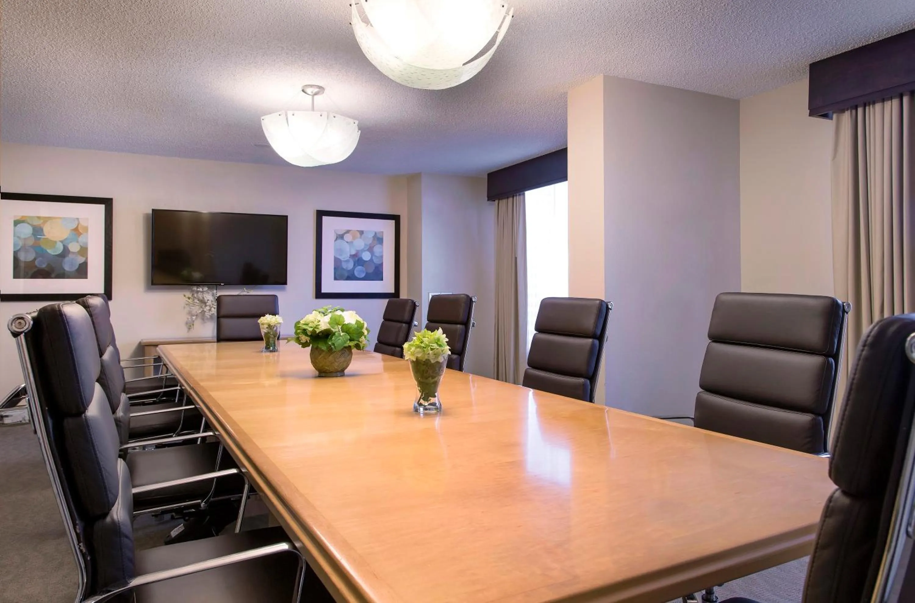 Meeting/conference room in Holiday Inn & Suites Across from Universal Orlando by IHG