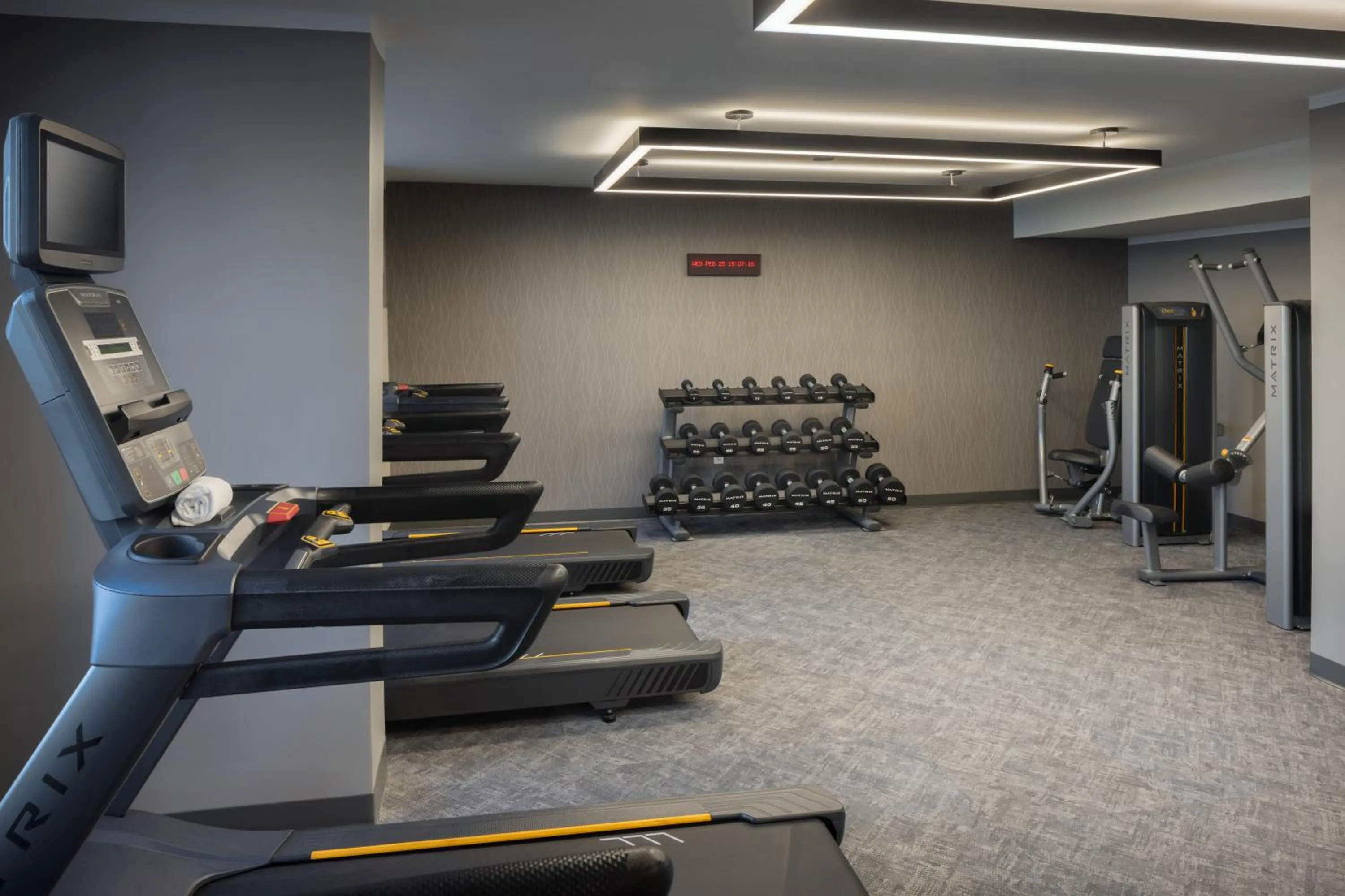 Fitness centre/facilities in Courtyard by Marriott across Universal Orlando