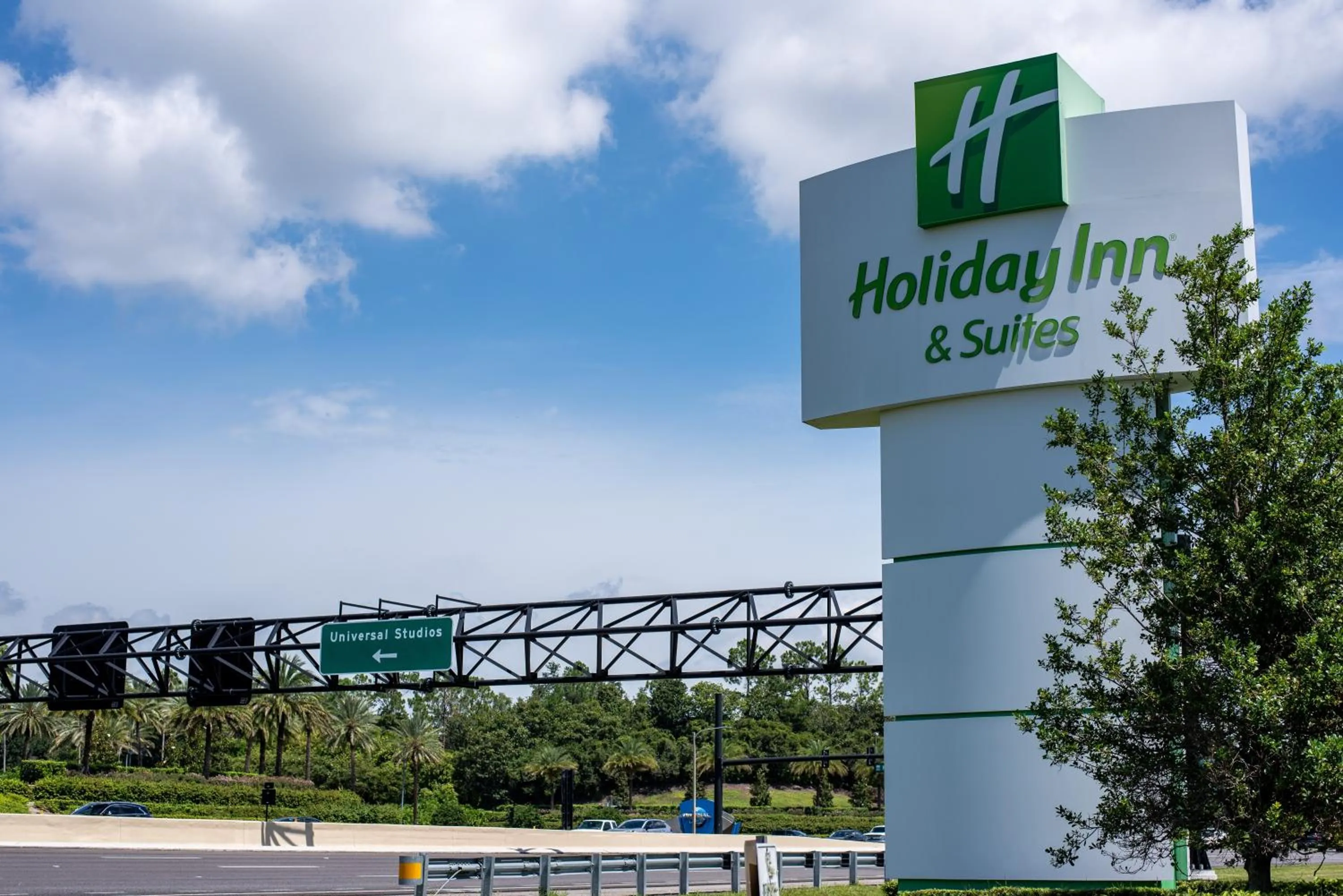 Property building in Holiday Inn & Suites Across from Universal Orlando by IHG