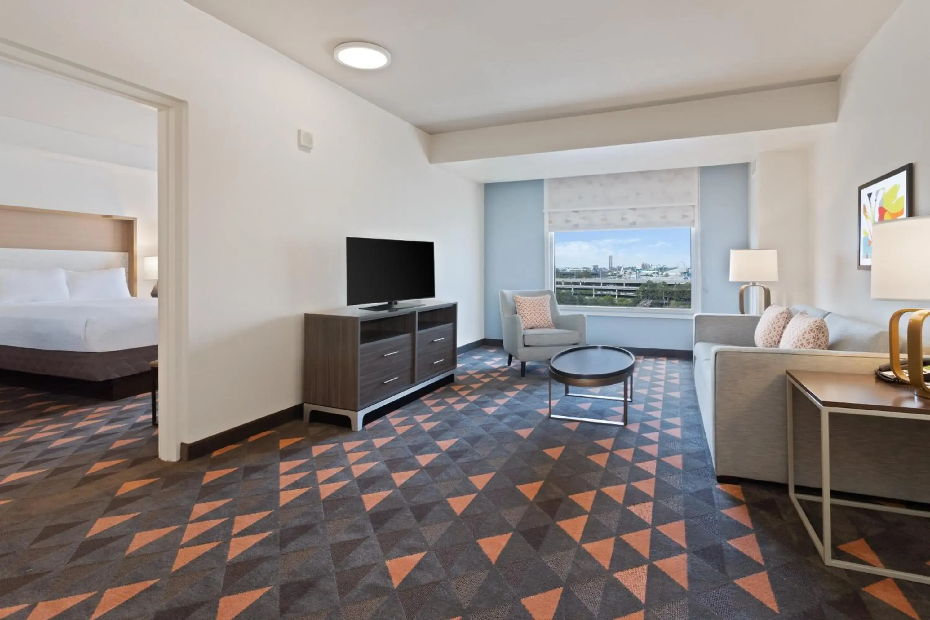 One-Bedroom Suite in Holiday Inn & Suites Across from Universal Orlando by IHG One-Bedroom Suite in Holiday Inn & Suites Across from Universal Orlando by IHG