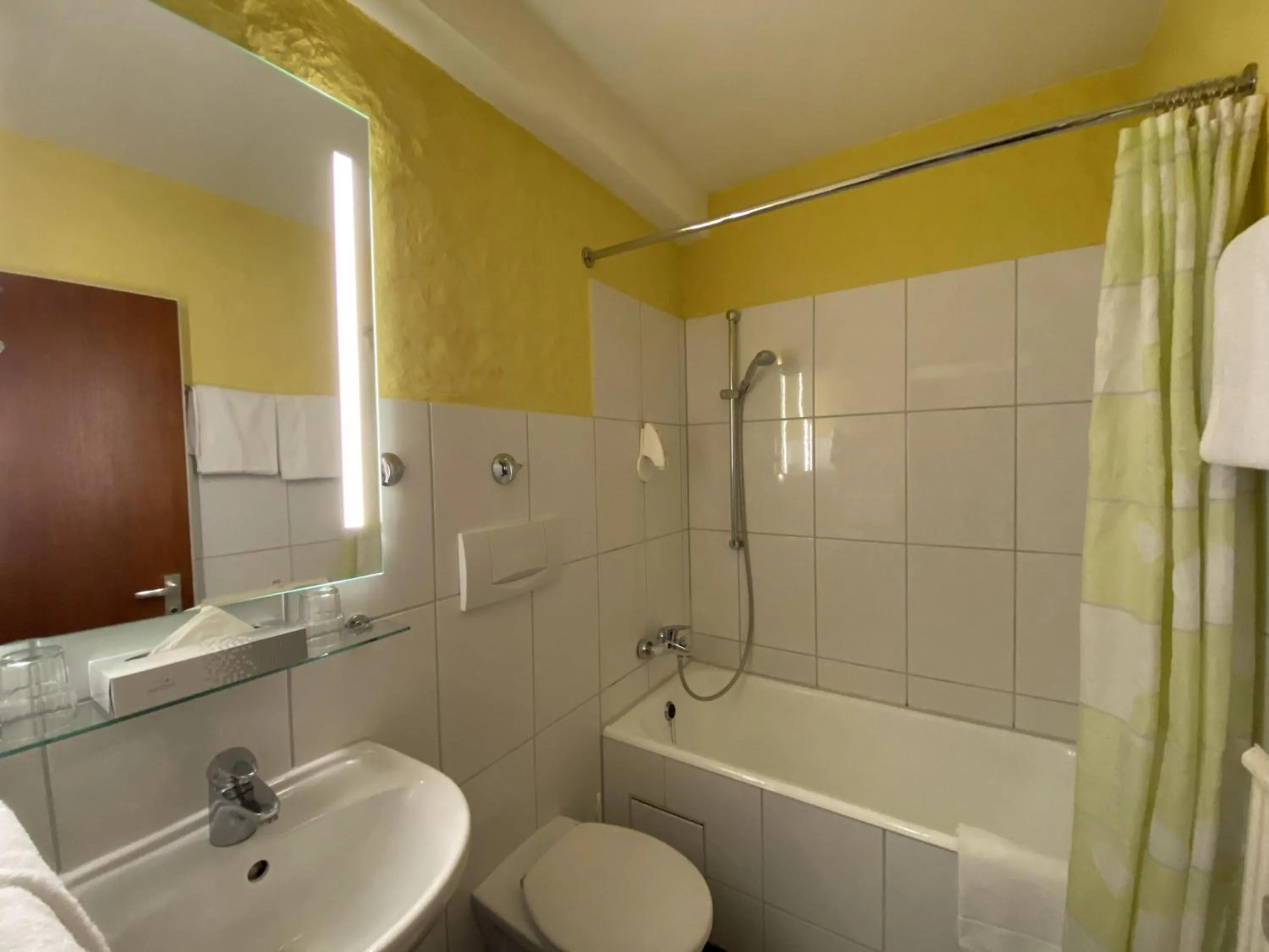 Bathroom in Kulinarium an der Glems