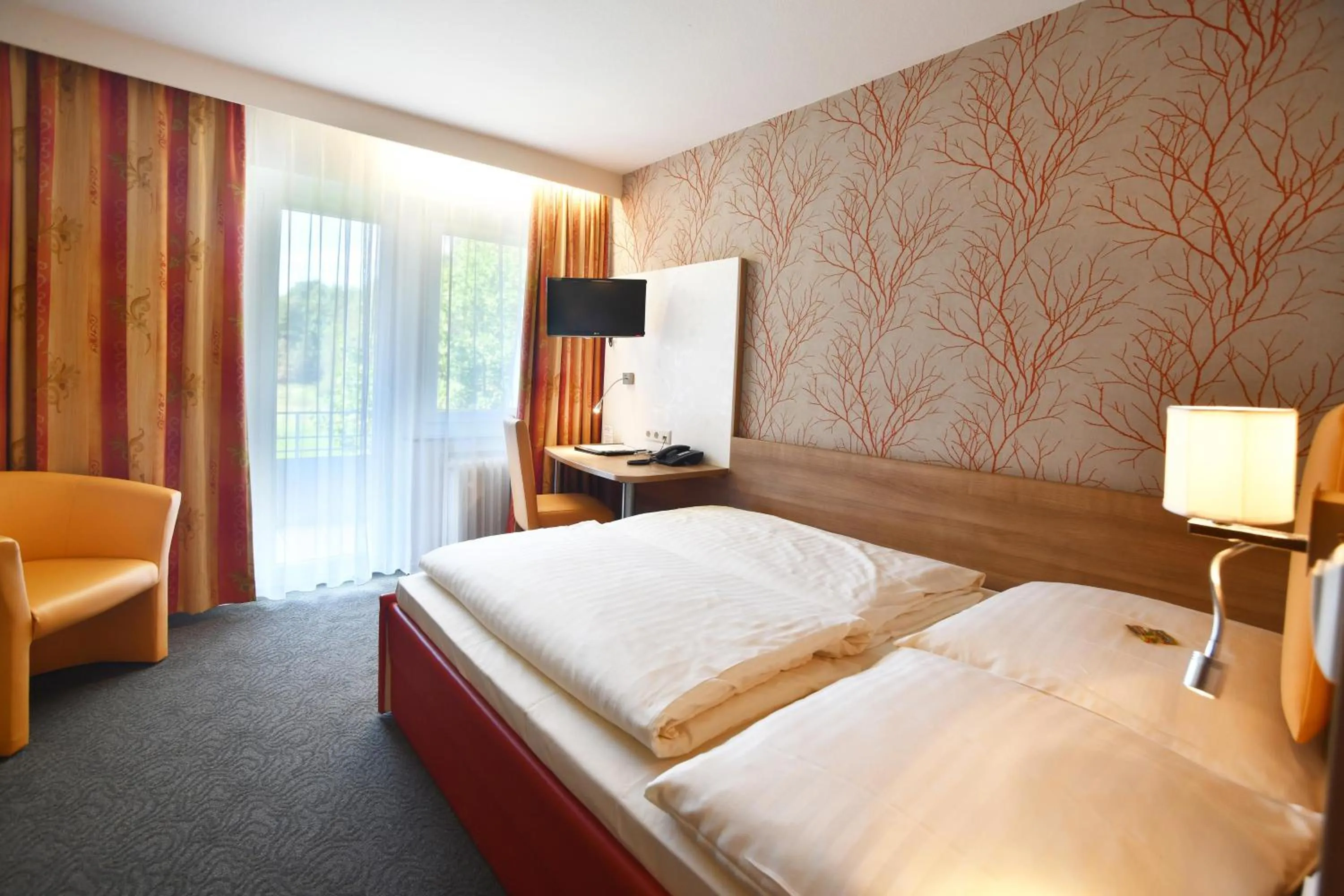 TV and multimedia, Bed in Kulinarium an der Glems