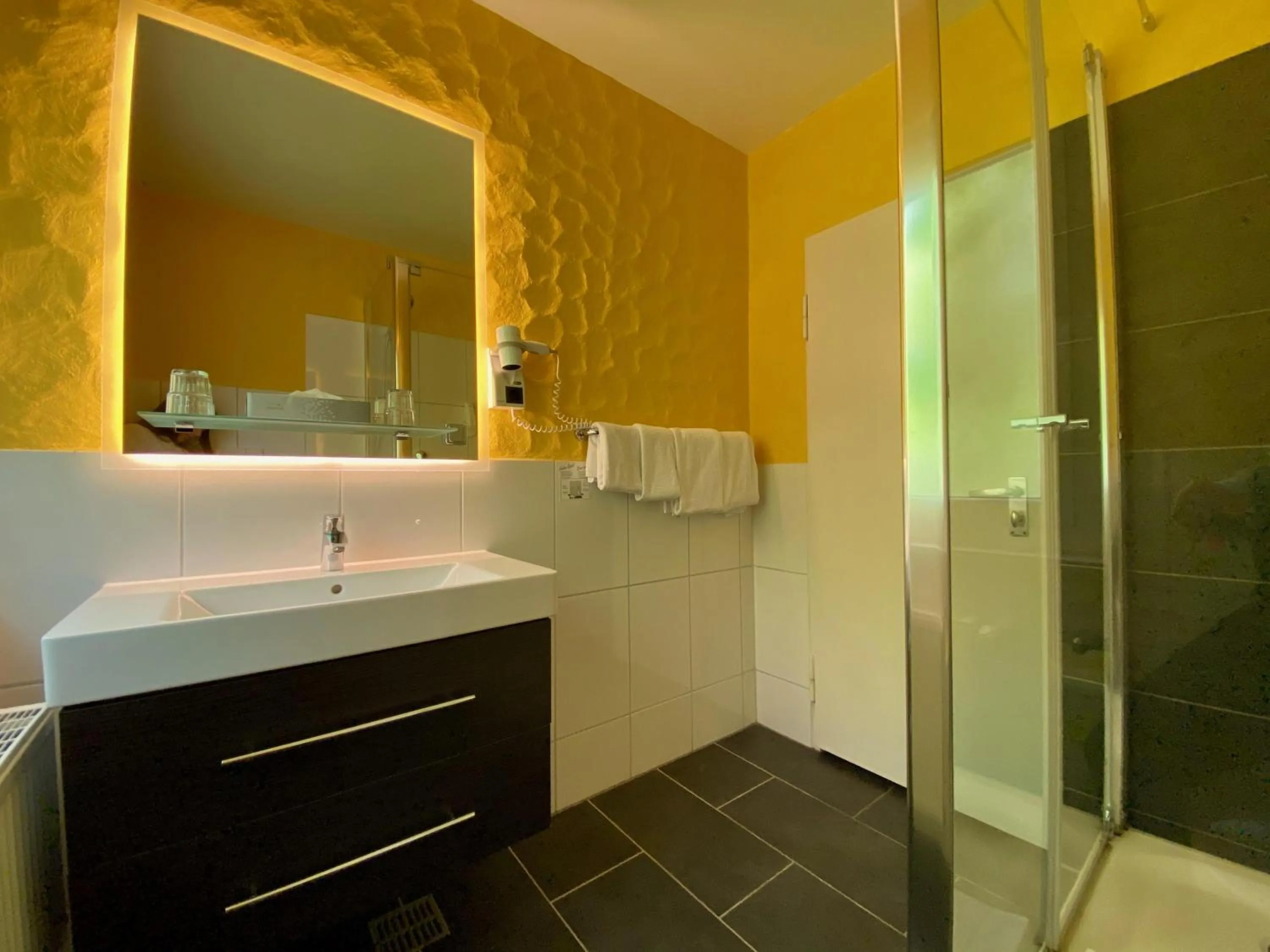 Bathroom in Kulinarium an der Glems