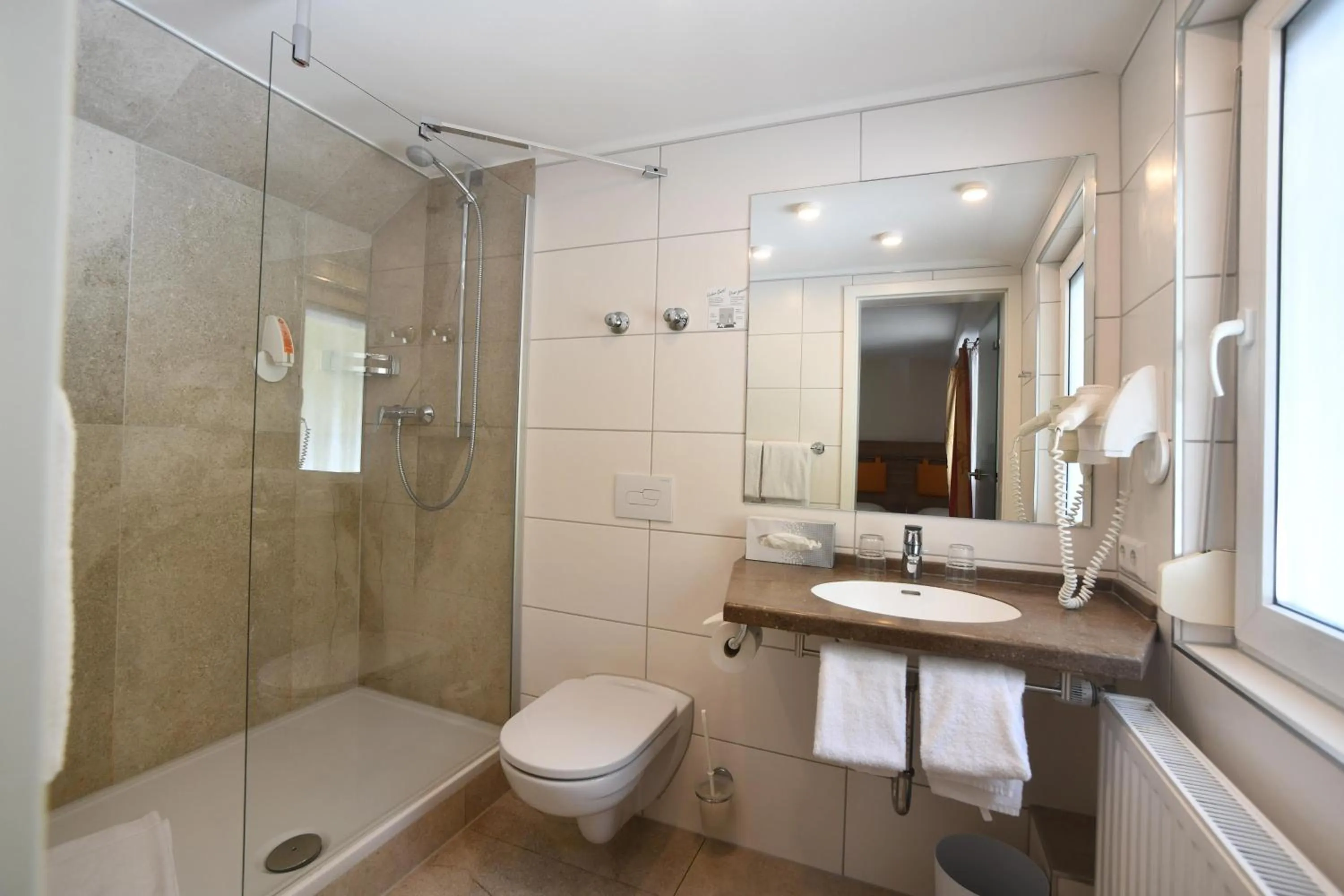 Shower in Kulinarium an der Glems