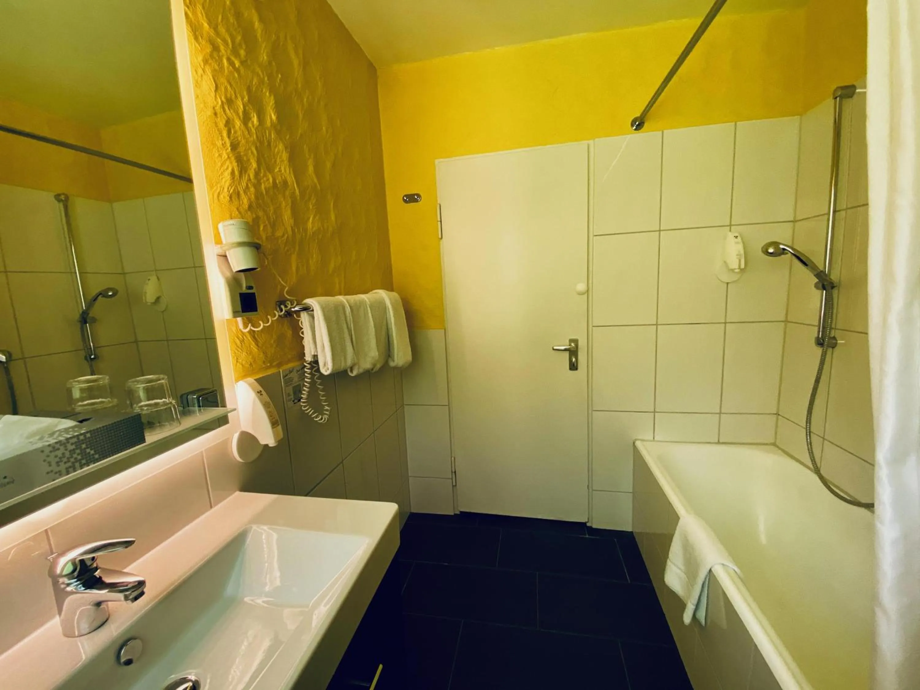 Bathroom in Kulinarium an der Glems