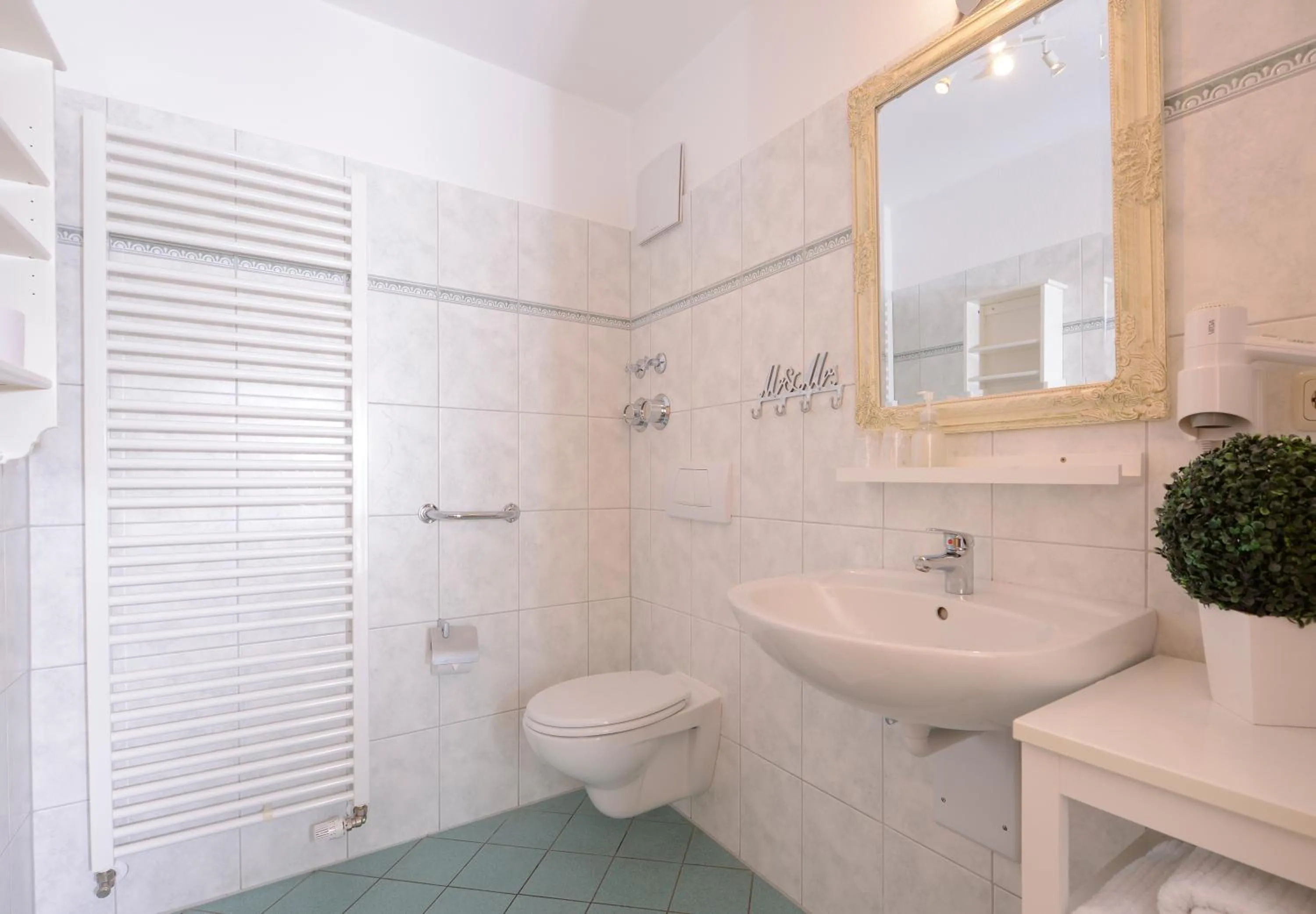 Bathroom in Hotelanlage Tarnewitzer Hof