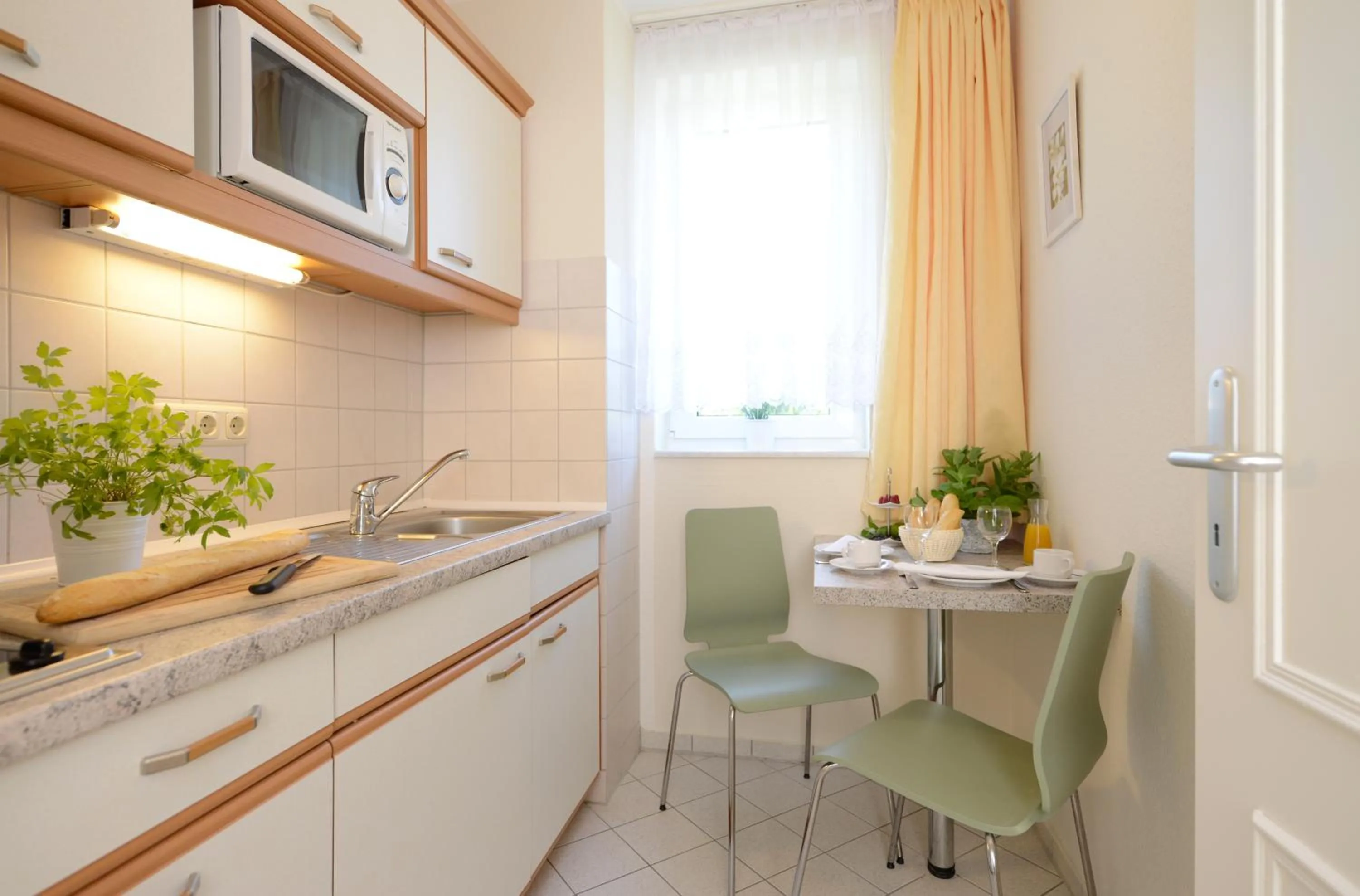 Kitchen or kitchenette in Hotelanlage Tarnewitzer Hof