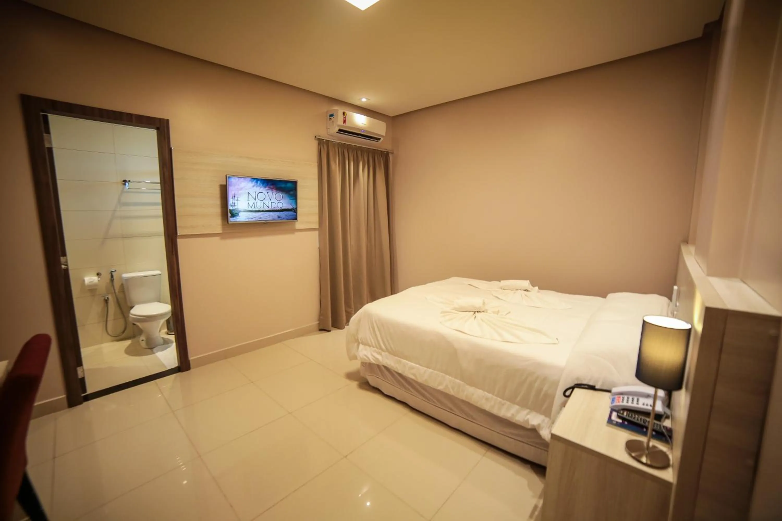 Bed in Hotel London Santarem