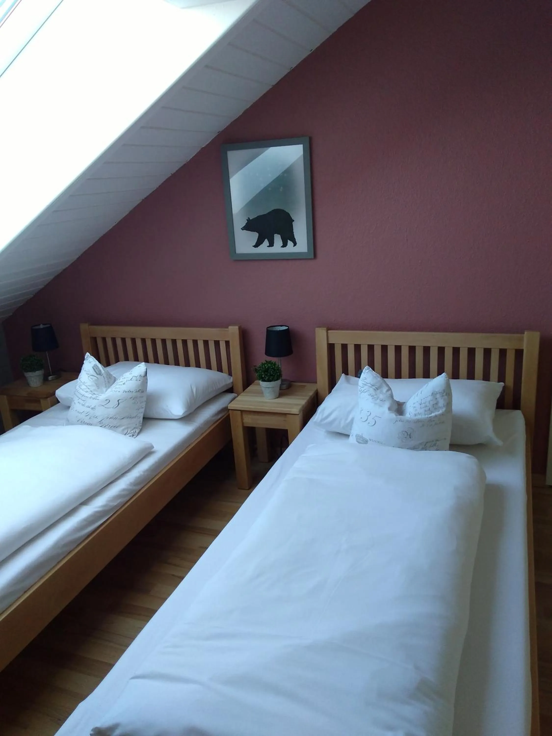 Family, Bed in Rheinauer Hof - bed & breakfast