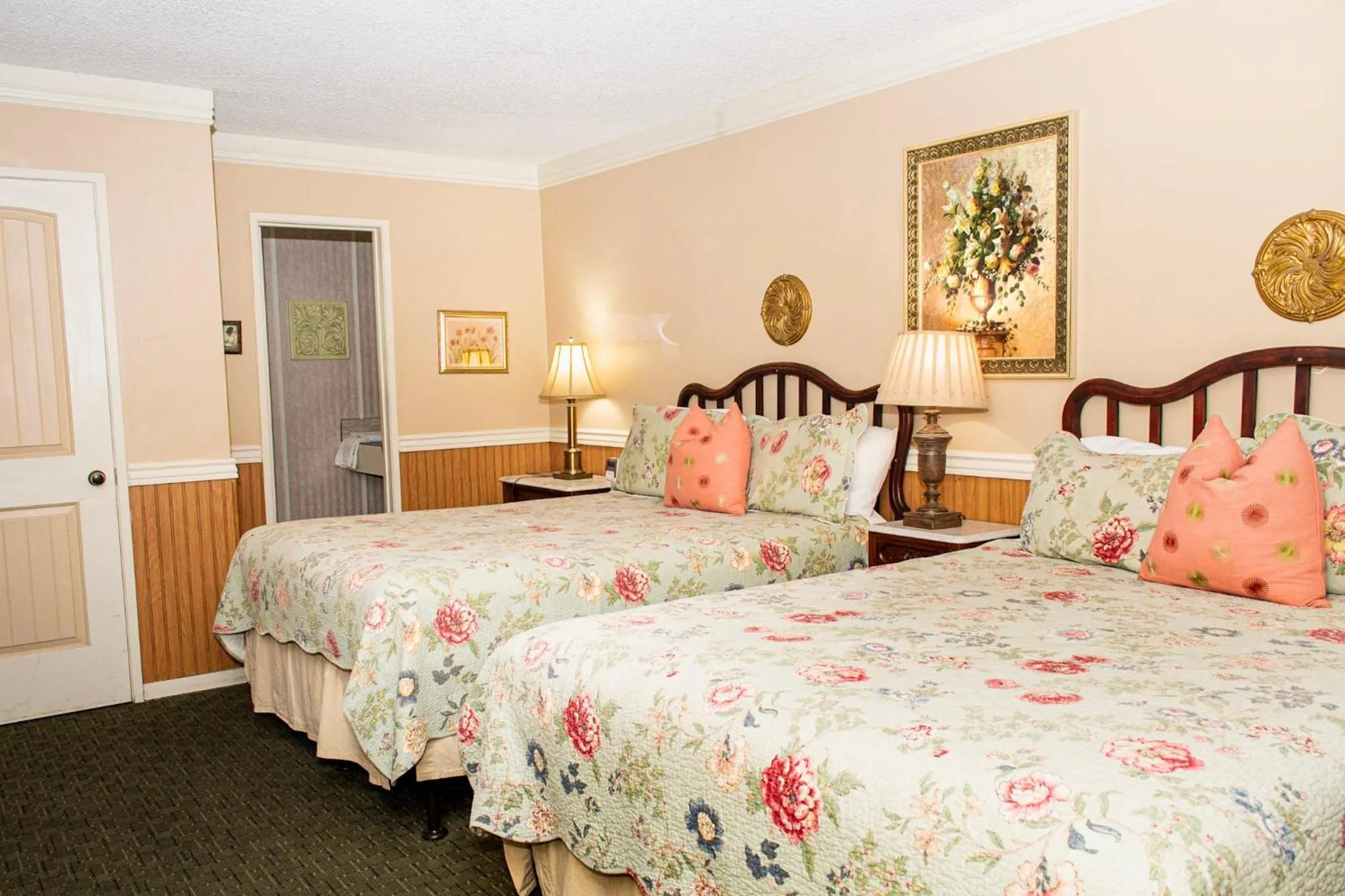 Bed in Gunn House Hotel