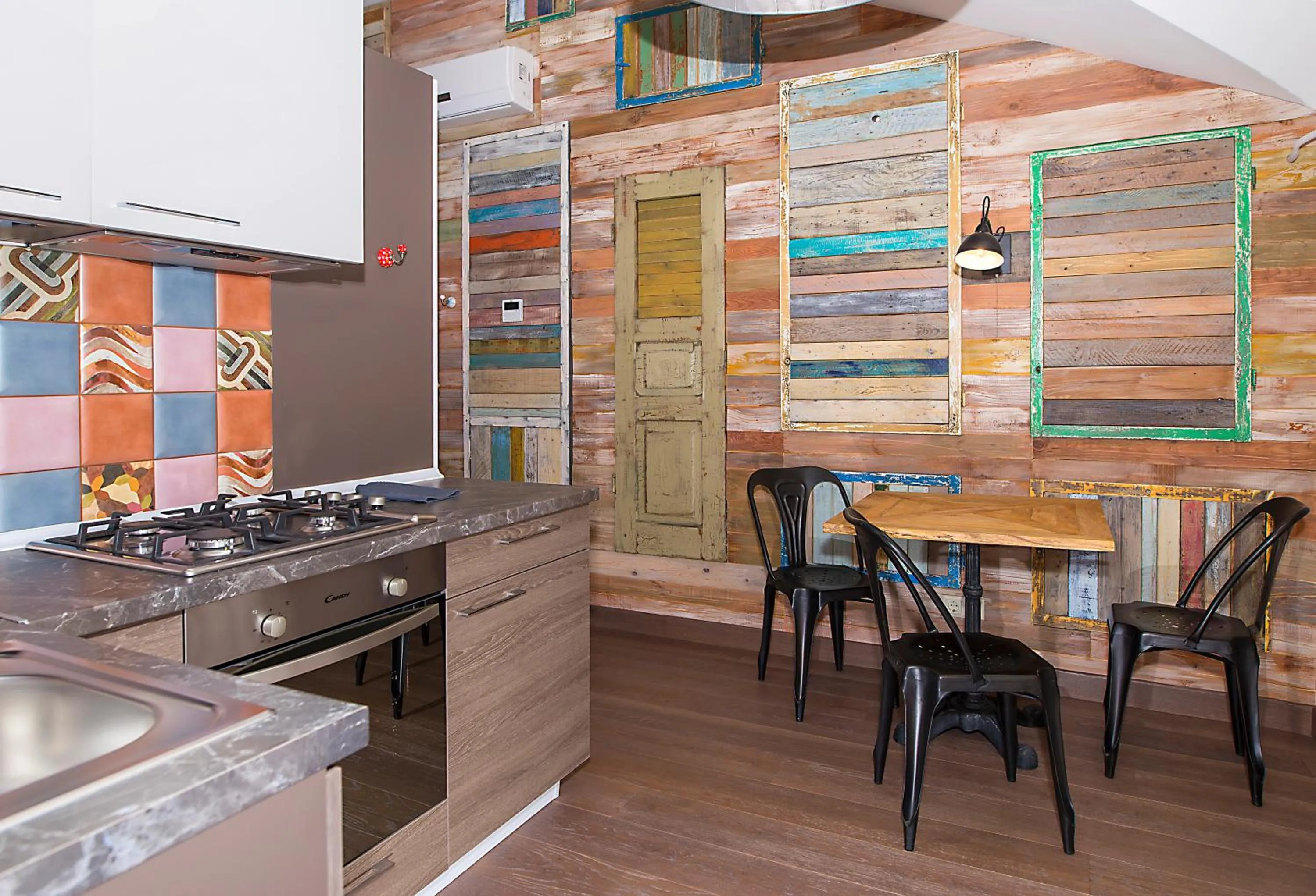 Kitchen or kitchenette in ZENTRUM Hotel