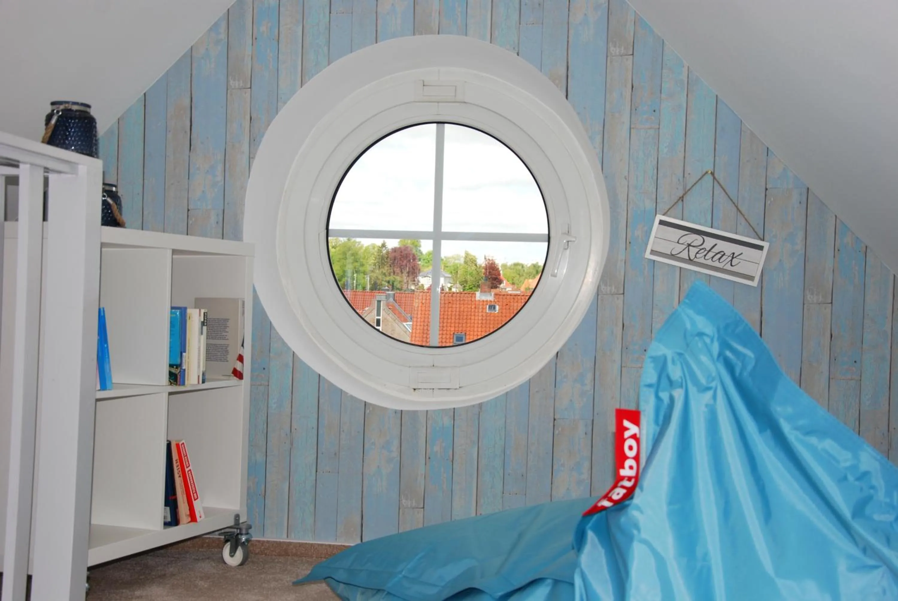 Photo of the whole room, Bed in Meine ECKE 1